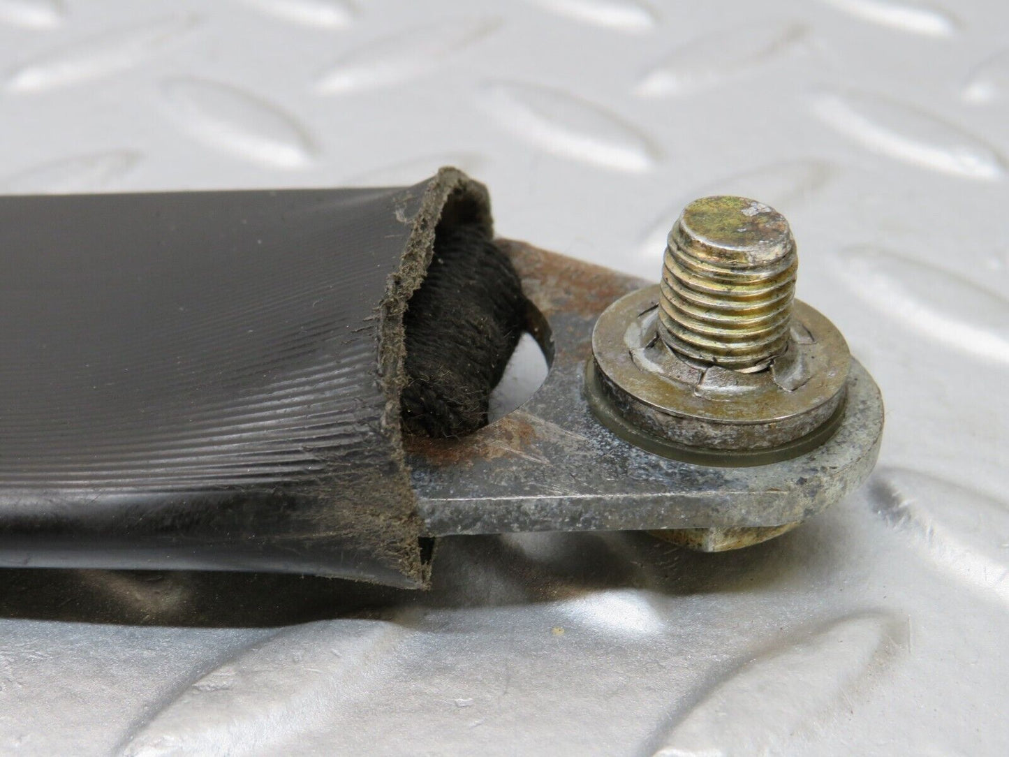 35600 Mercedes-Benz R107 280SL Front Right Seat Belt With Buckle 1078680314 1078603269