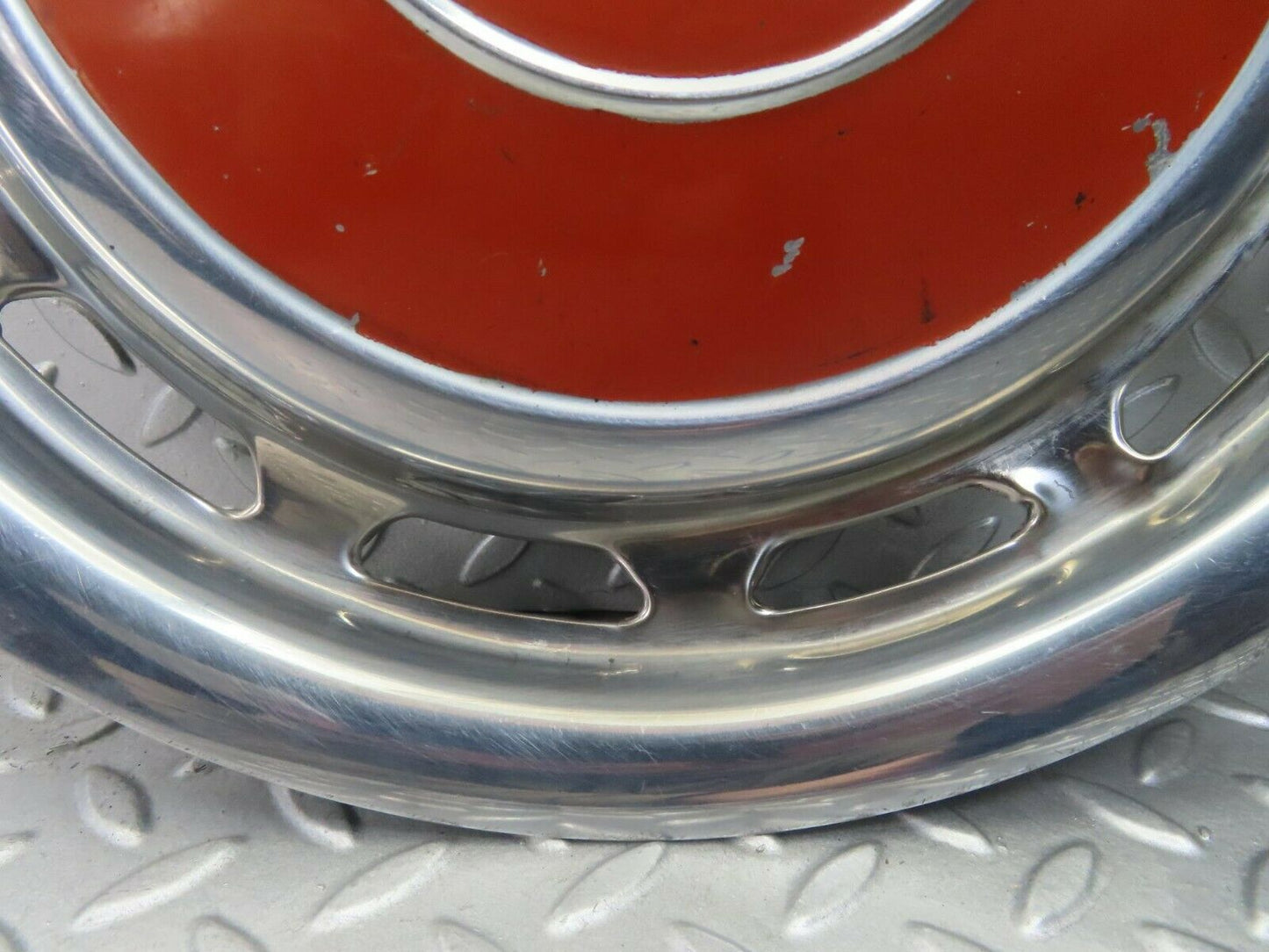 8390 Mercedes-Benz Vintage Wheel Trim Hub Cap 14