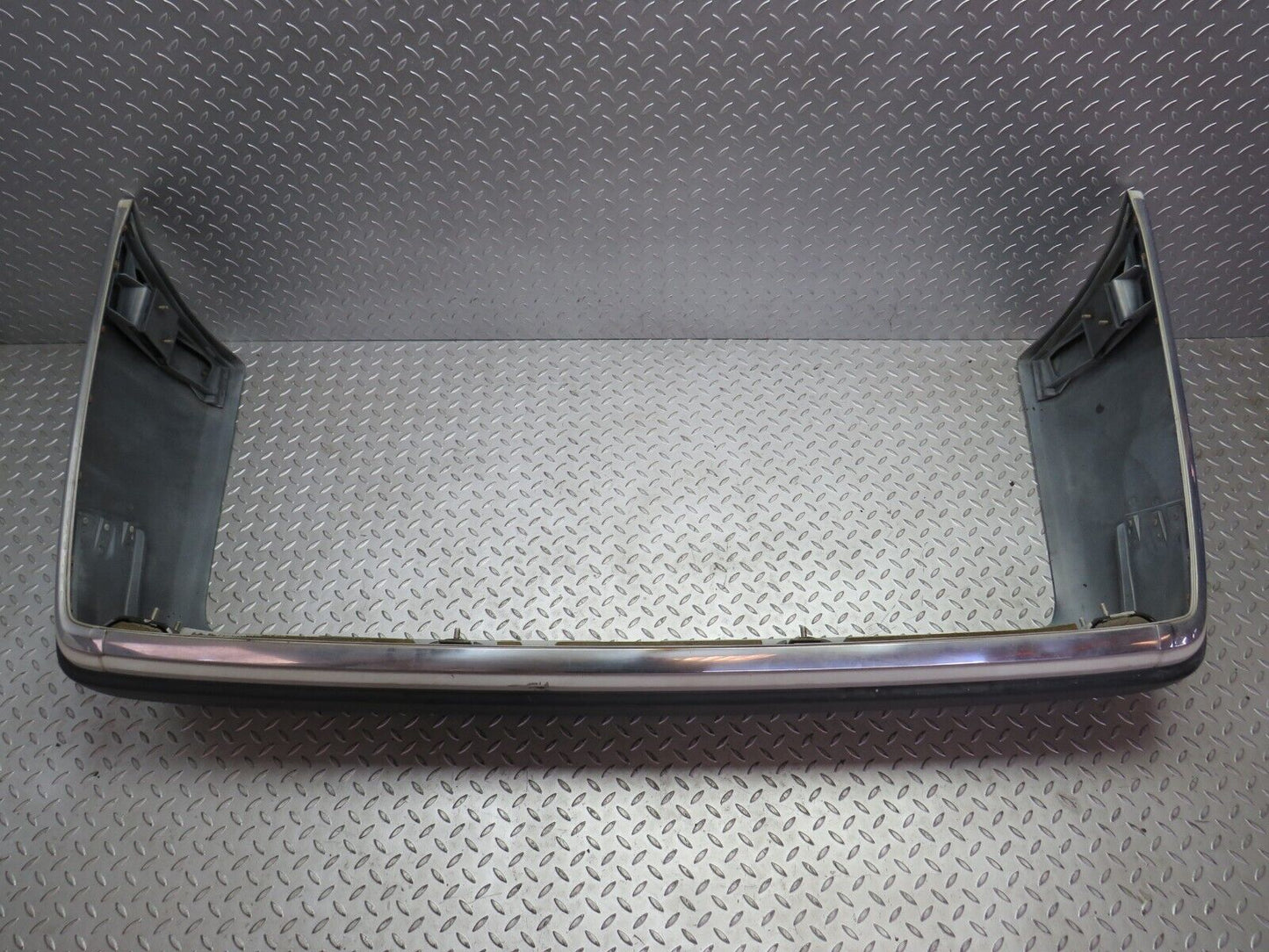 30539 Mercedes-Benz W124 230E Rear Bumper 1248800340