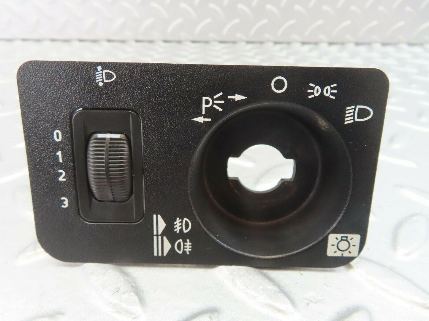 10433 Mercedes-Benz W201 190E Light Switch Trim Cover 2016890880