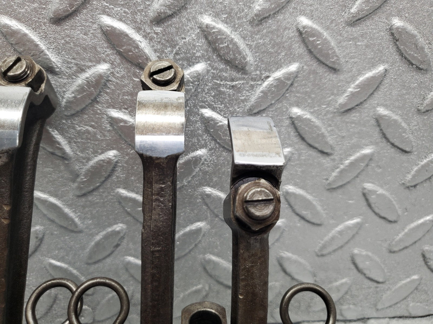 W112 rocker arm support with arm and shaft used OEM