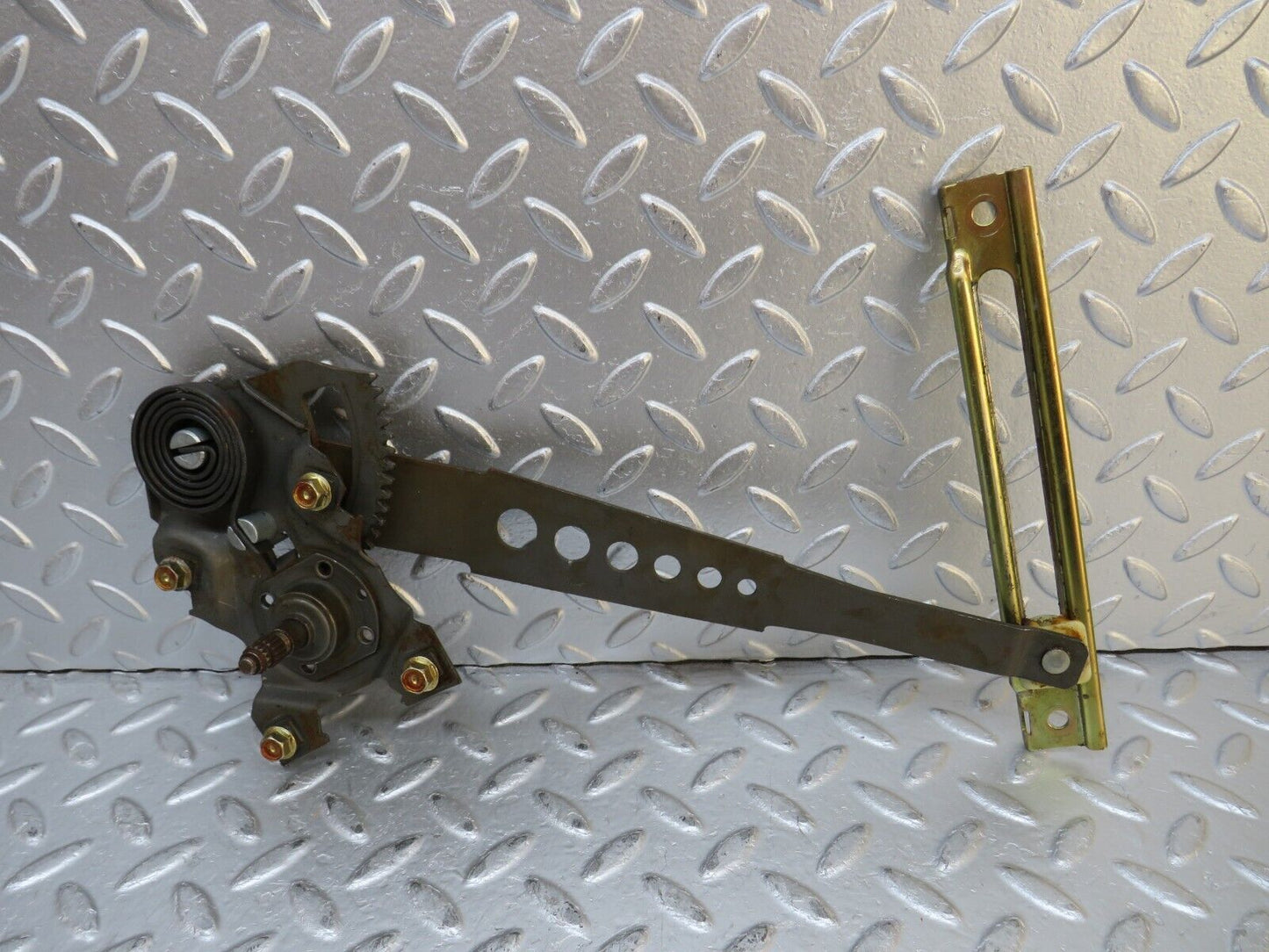 0444 Mercedes-Benz W123 230E Rear Left Window Manual Regulator