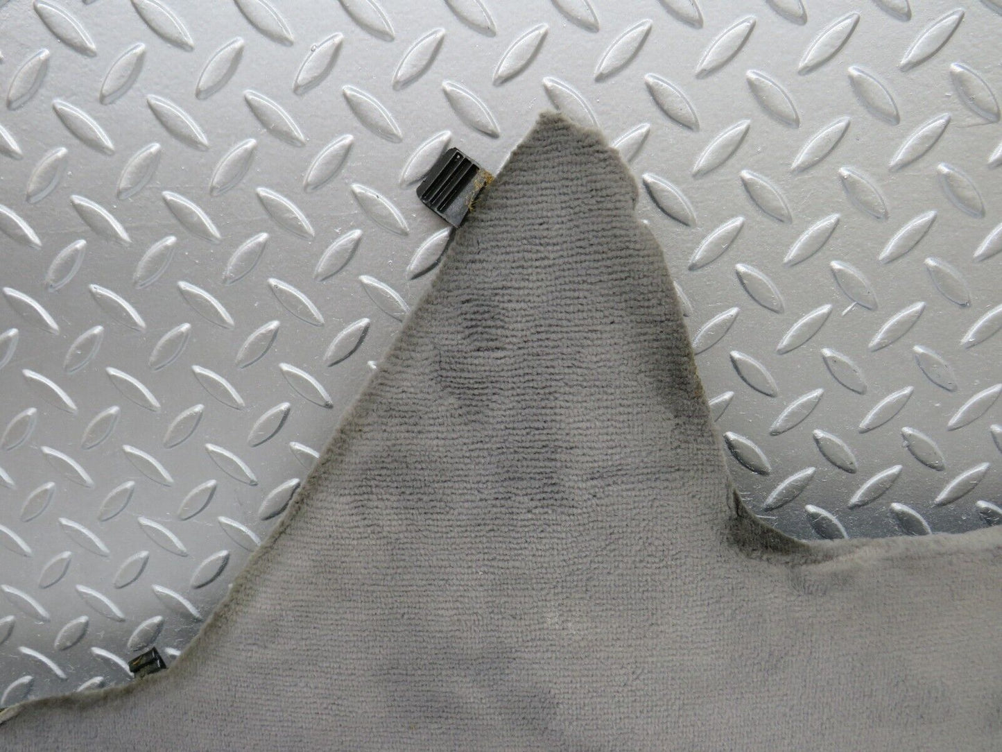 36232 Mercedes-Benz W126 420SE Centre Console Carpet Right Grey 1266831225
