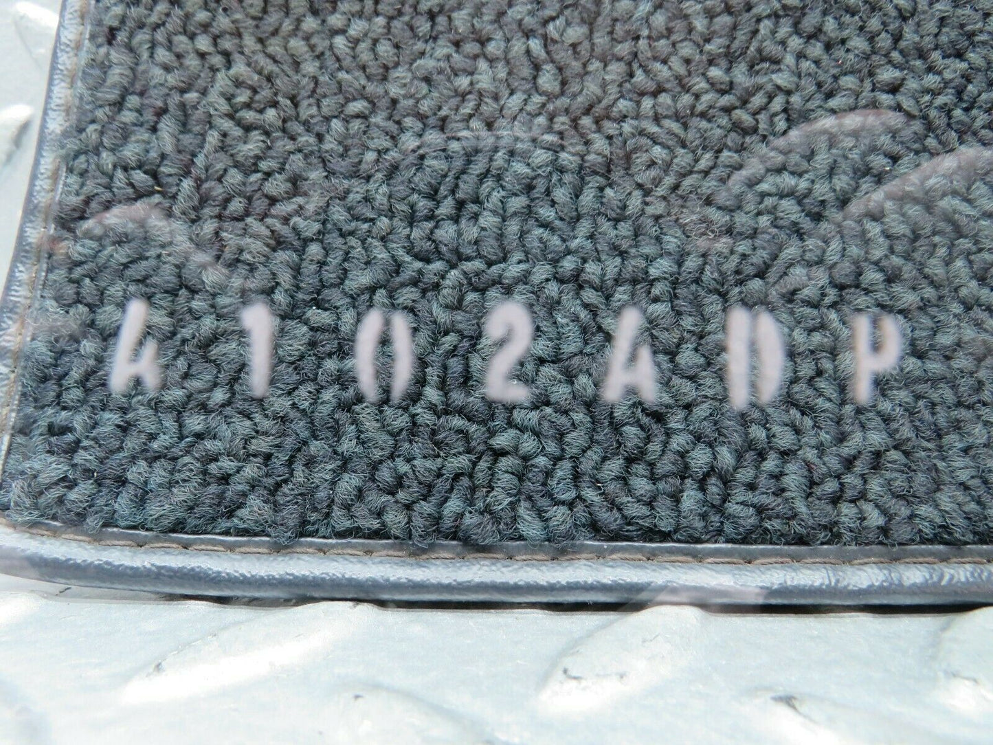 22033 Mercedes-Benz S123 280TE Wagon Rear Right Window Glass