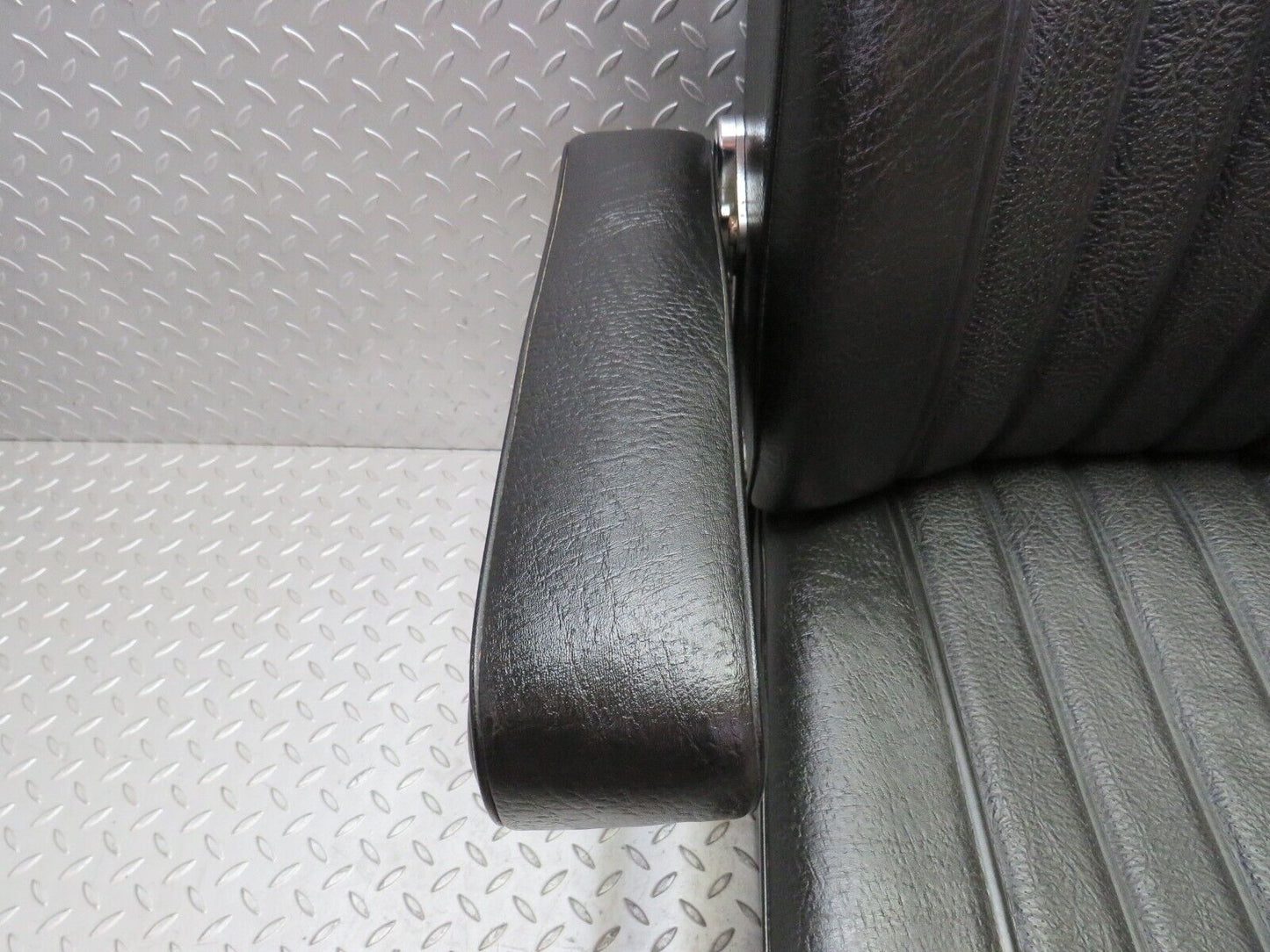 35884 Mercedes-Benz W108 Front Left Seat Black