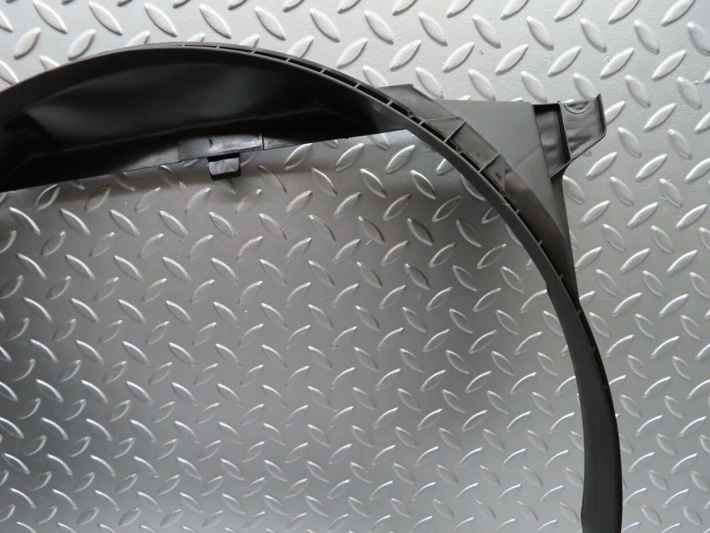 20029 Mercedes-Benz R129 300SL Coupe Radiator Fan Shroud Fan Cover 1295000055