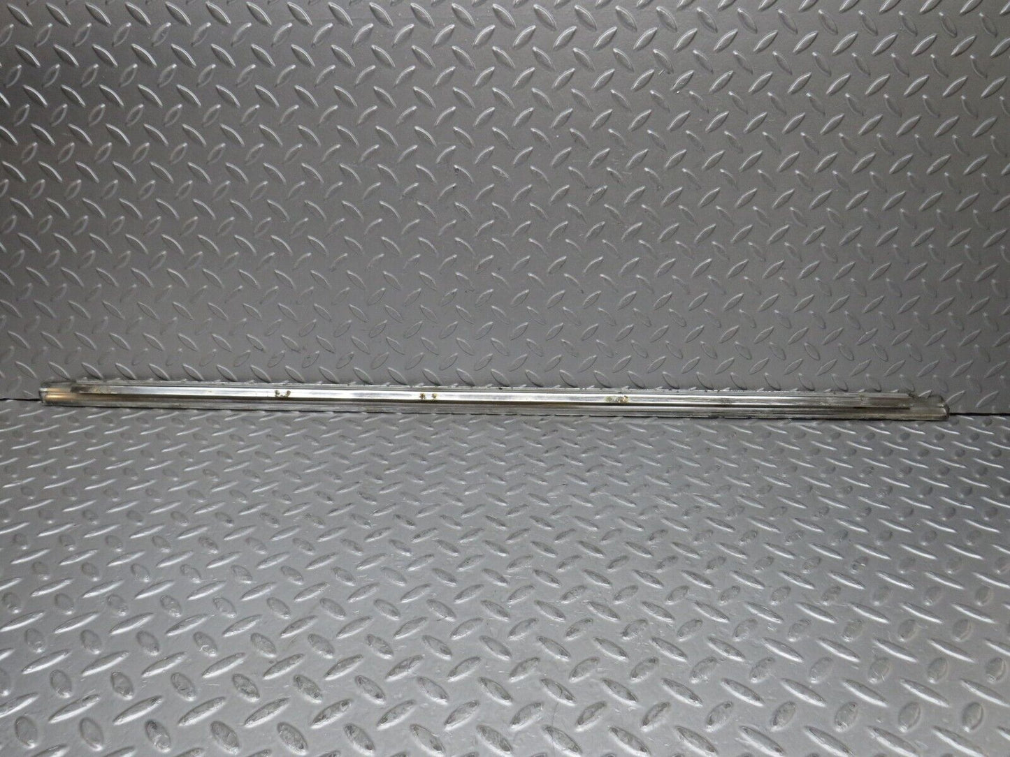 37314 Mercedes-Benz W109 300SEL Rear Right Door Chrome Moulding Trim