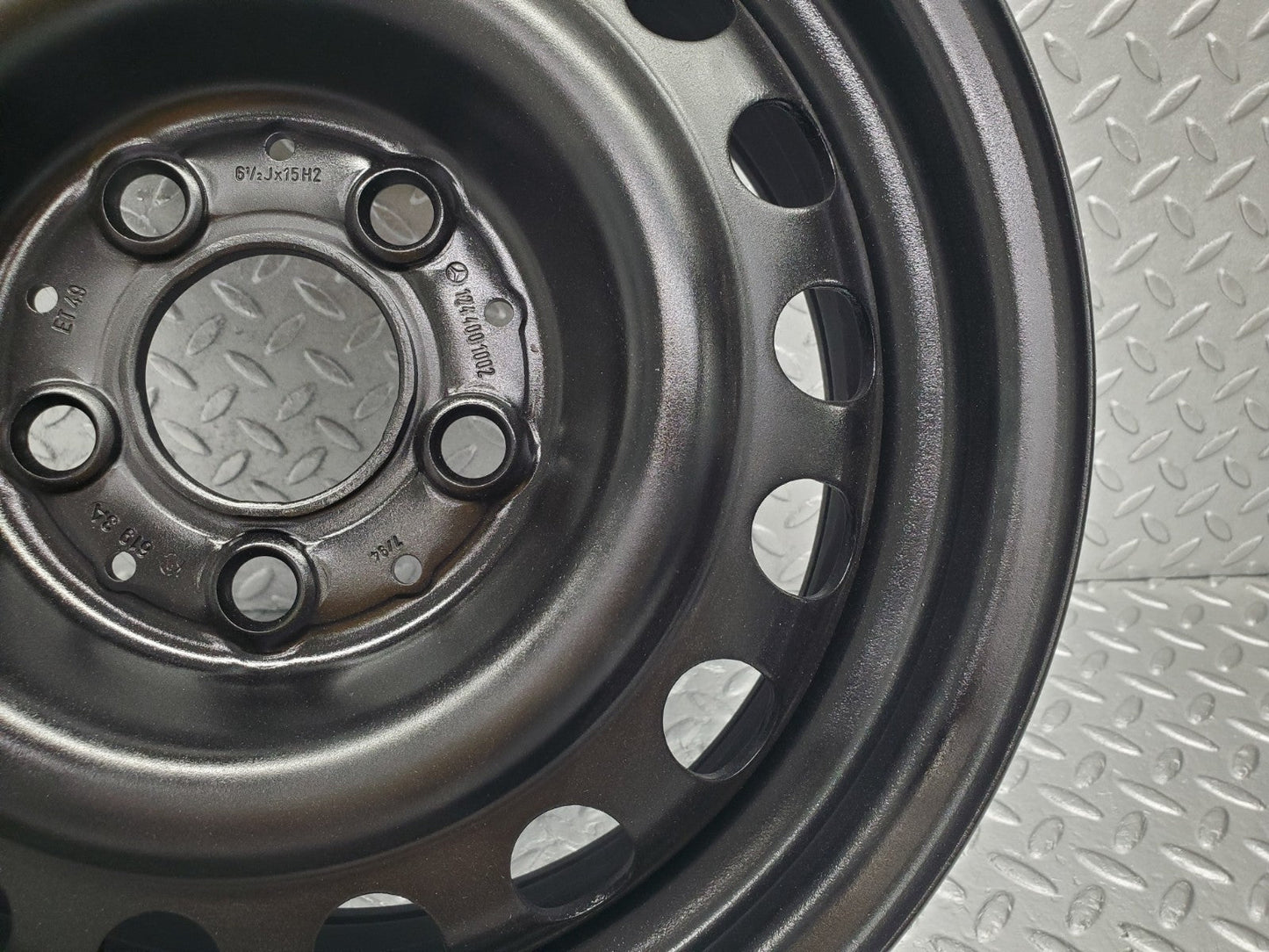 Mercedes-Benz steel wheel 6.5jx15h2 et49 5x112 used OEM