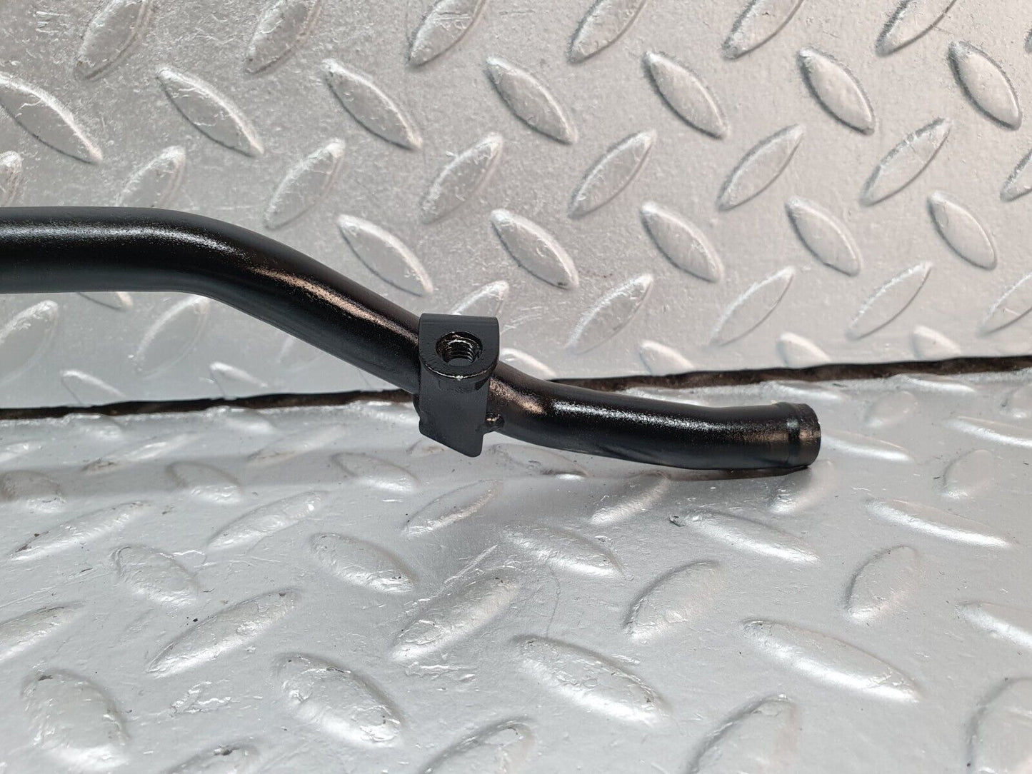 41235 Mercedes-Benz W126 300SE Coolant Pipe