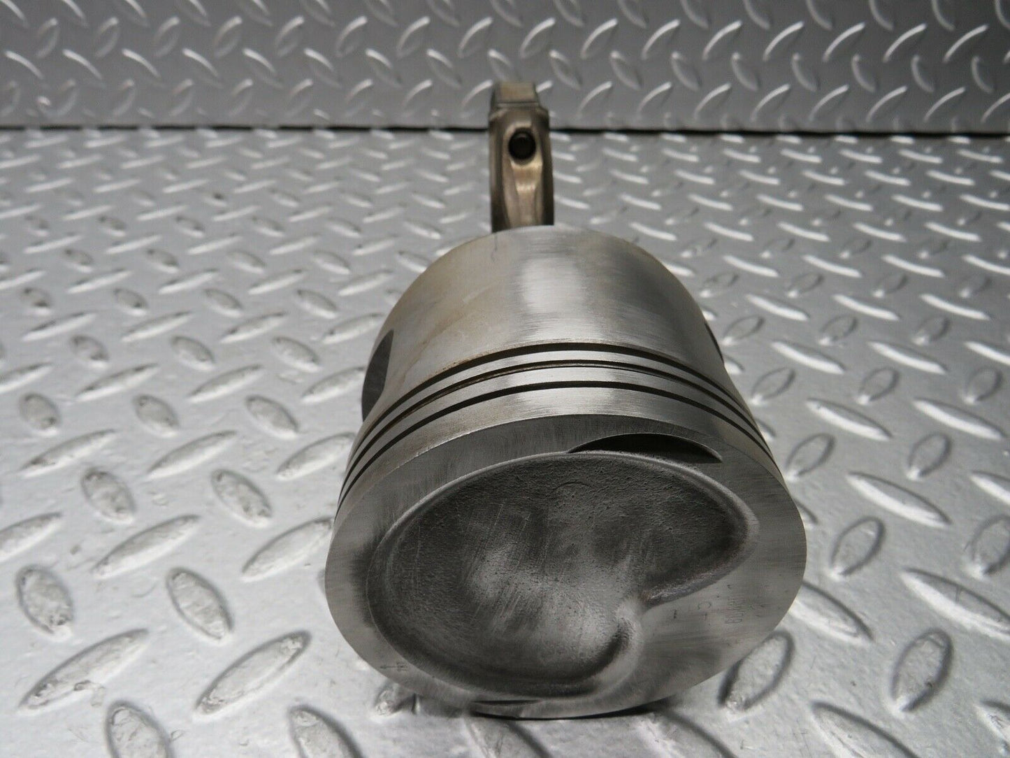 21748 Mercedes-Benz W126 300SE Piston With Connecting Rod 88.485 mm