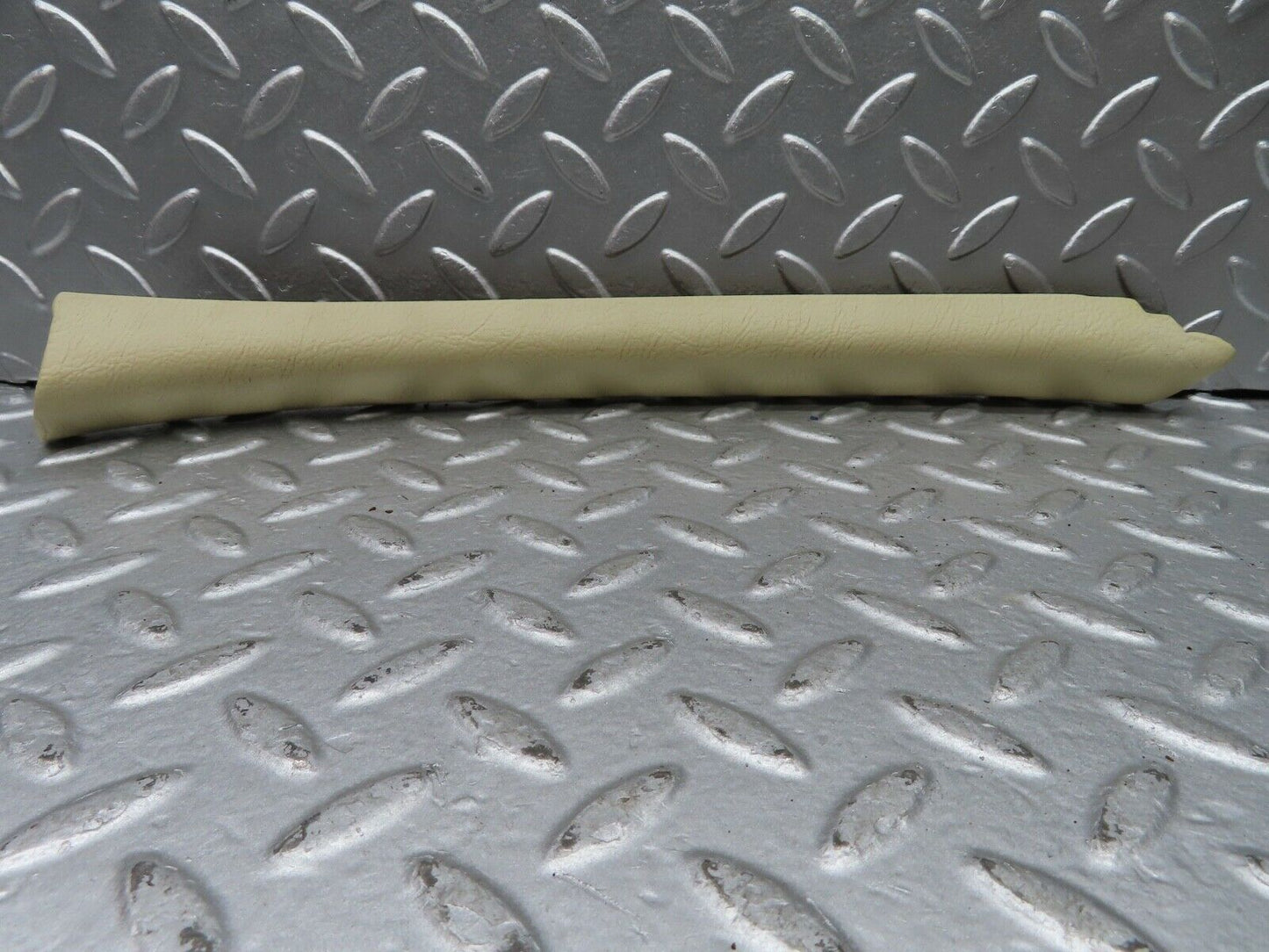 20263 Mercedes-Benz W114 280CE Coupe C Pillar Cover Right Side Cream