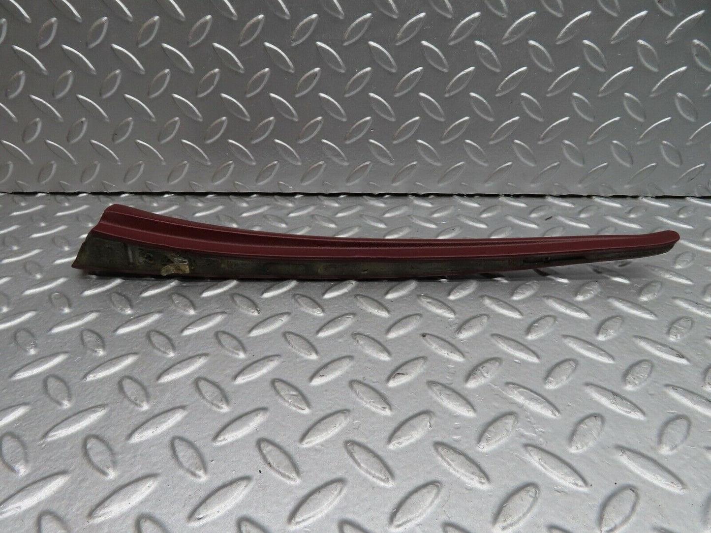 21421 Mercedes-Benz W126 300SE Front Right Door Interior Trim Burgundy Red