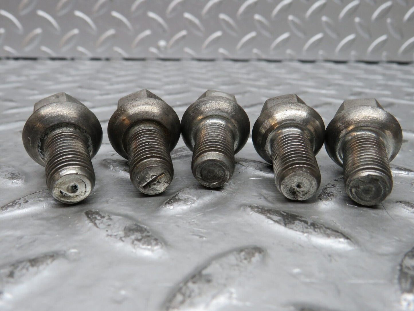 28544 Mercedes-Benz 5x Steel Wheel Lug Bolt M12x1.5