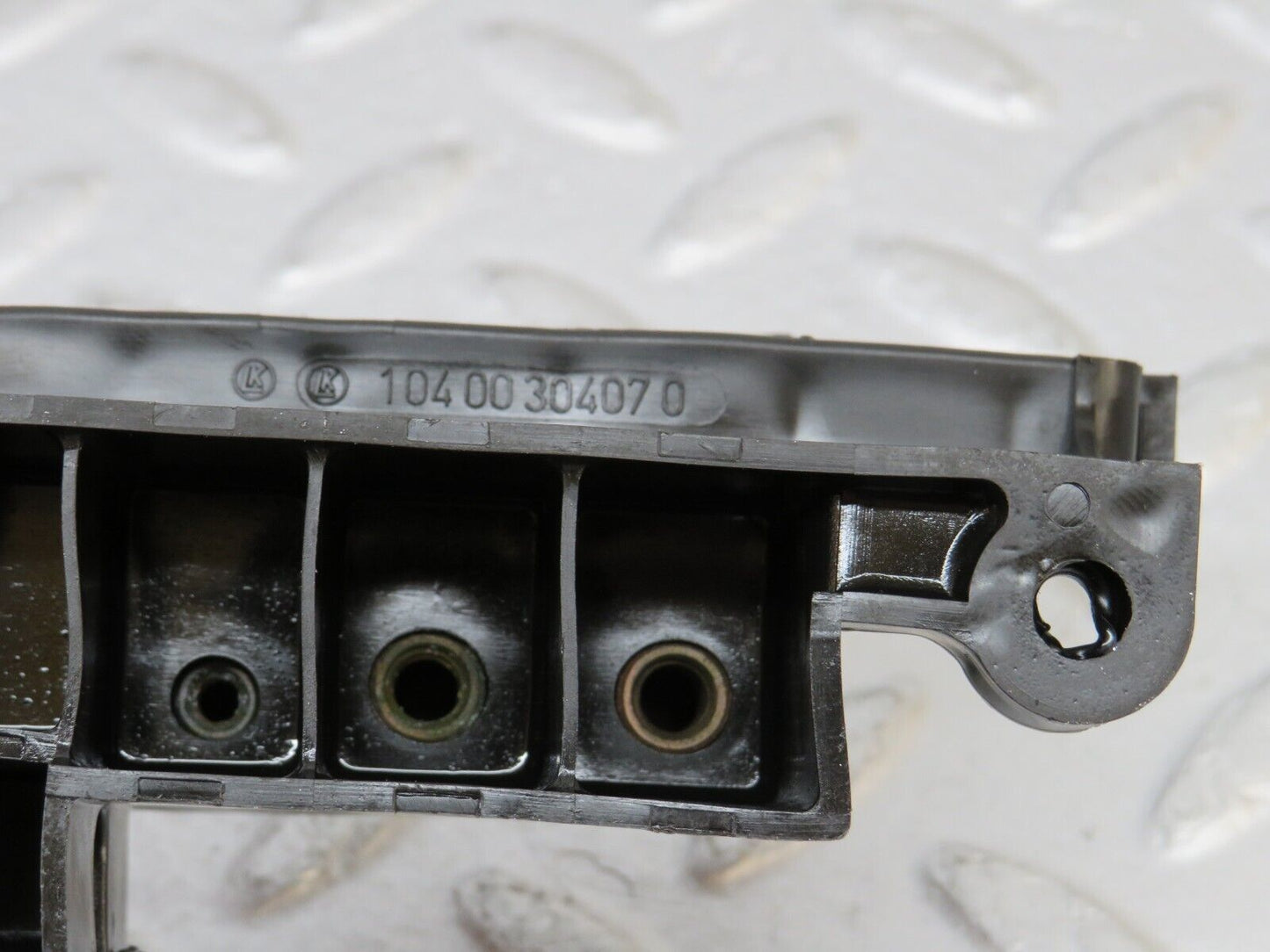 36033 Mercedes-Benz W126 420SE Cable Wire Distributor Connector 1265400069
