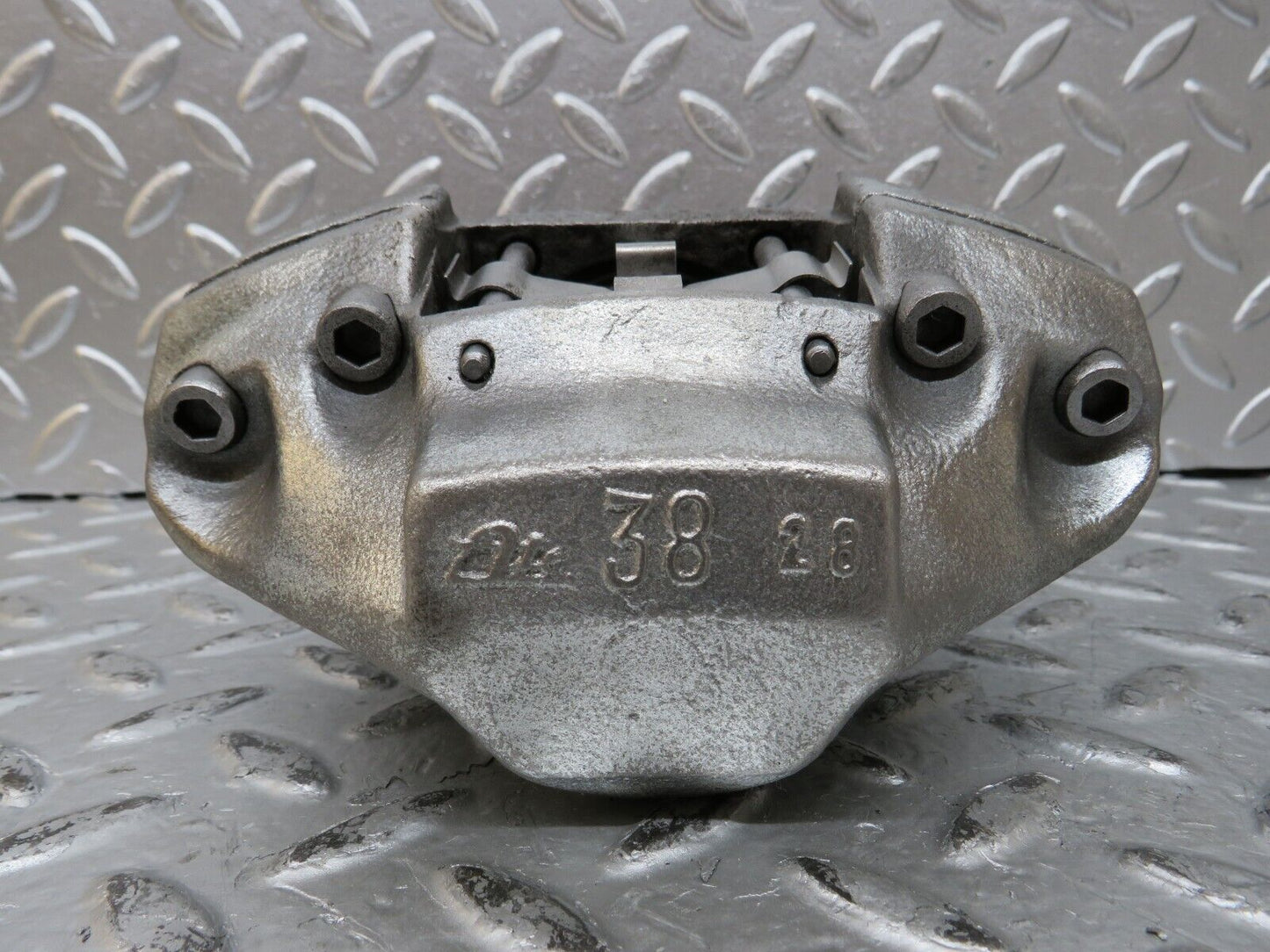 26657 Mercedes-Benz W116 450SE Rear Left Brake Caliper ATE 38