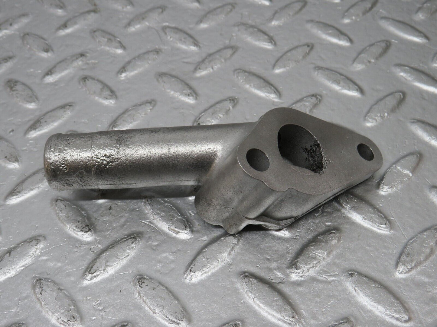 33739 Mercedes-Benz W201 190E 2.0L Coolant Pipe 1022030473