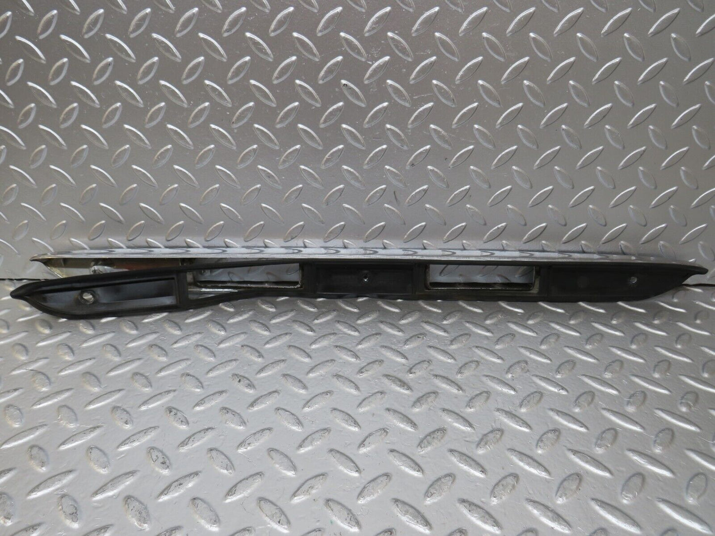 25673 Mercedes-Benz W124 280E Trunk Chrome N. Plate Light Holder 1247580096