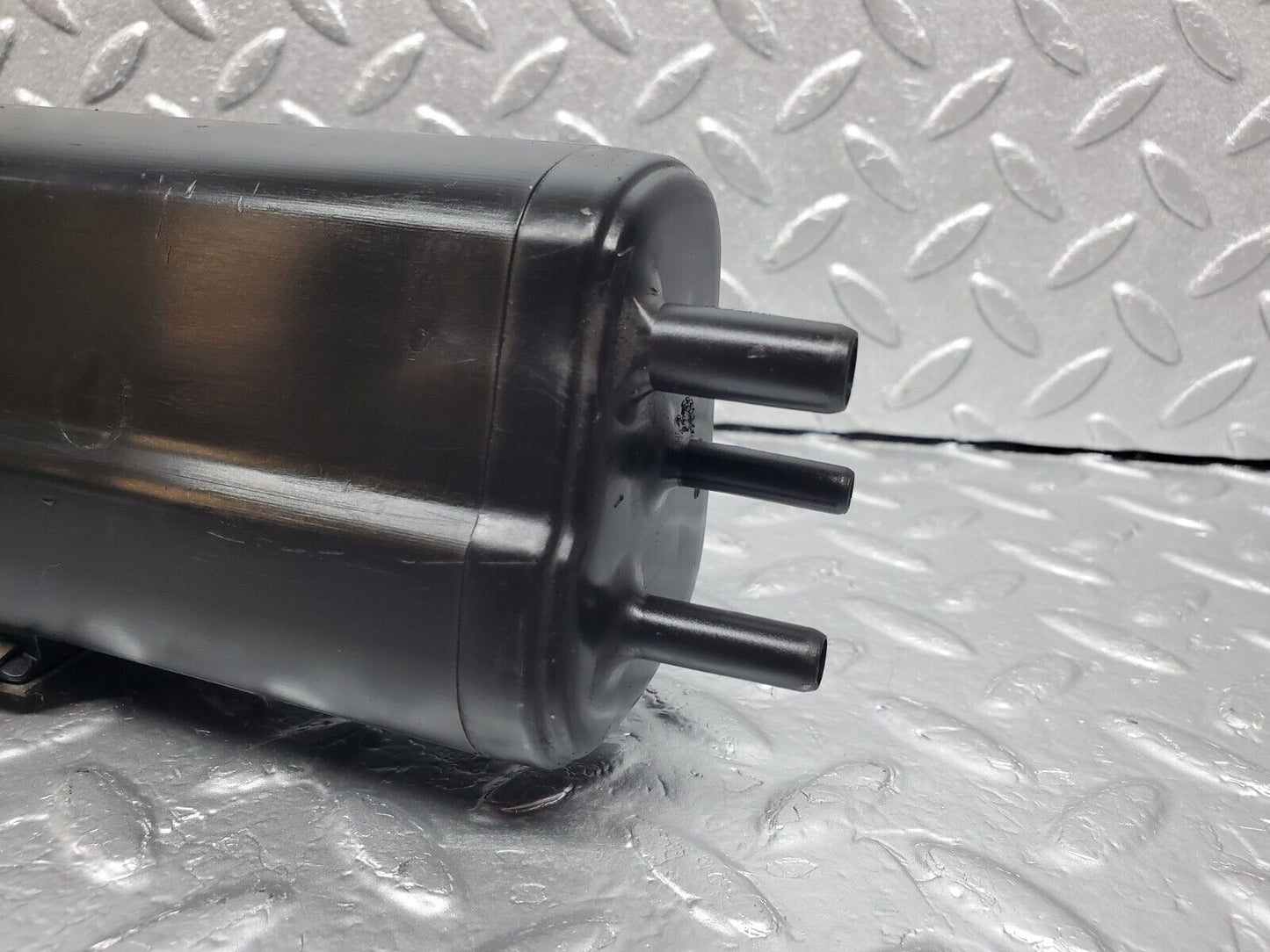 45745 Mercedes-Benz W126 420SE Charcoal Filter 1294700159