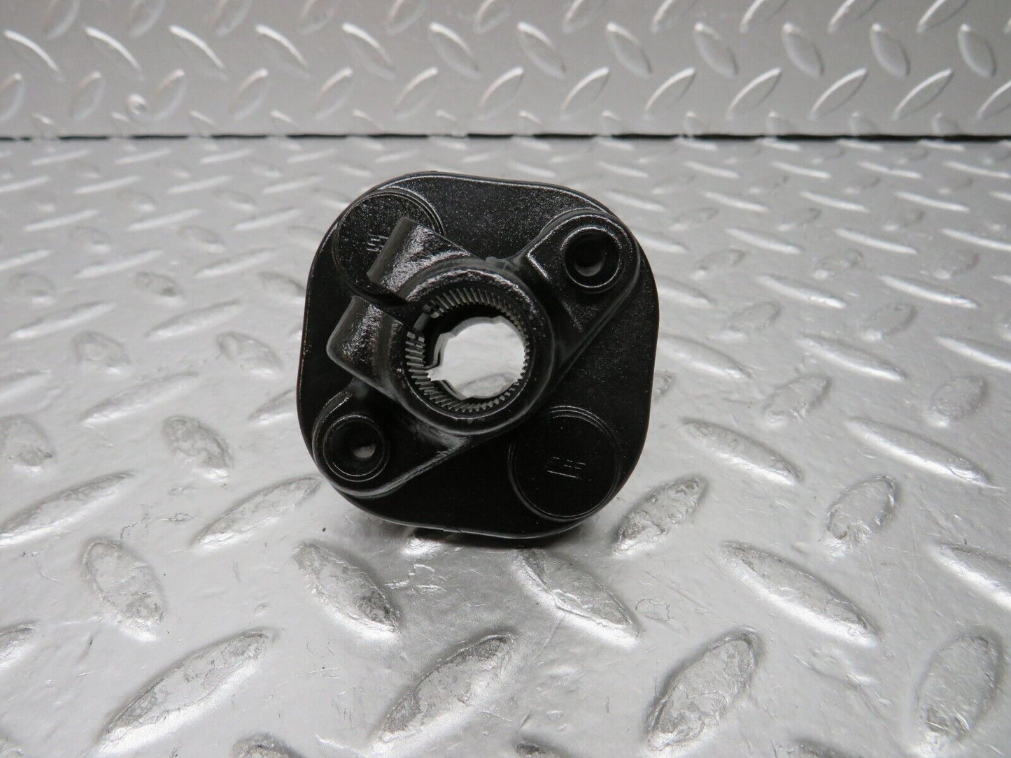 26726 Mercedes-Benz C124 220CE Coupe Steering Column Lower Shaft Connector