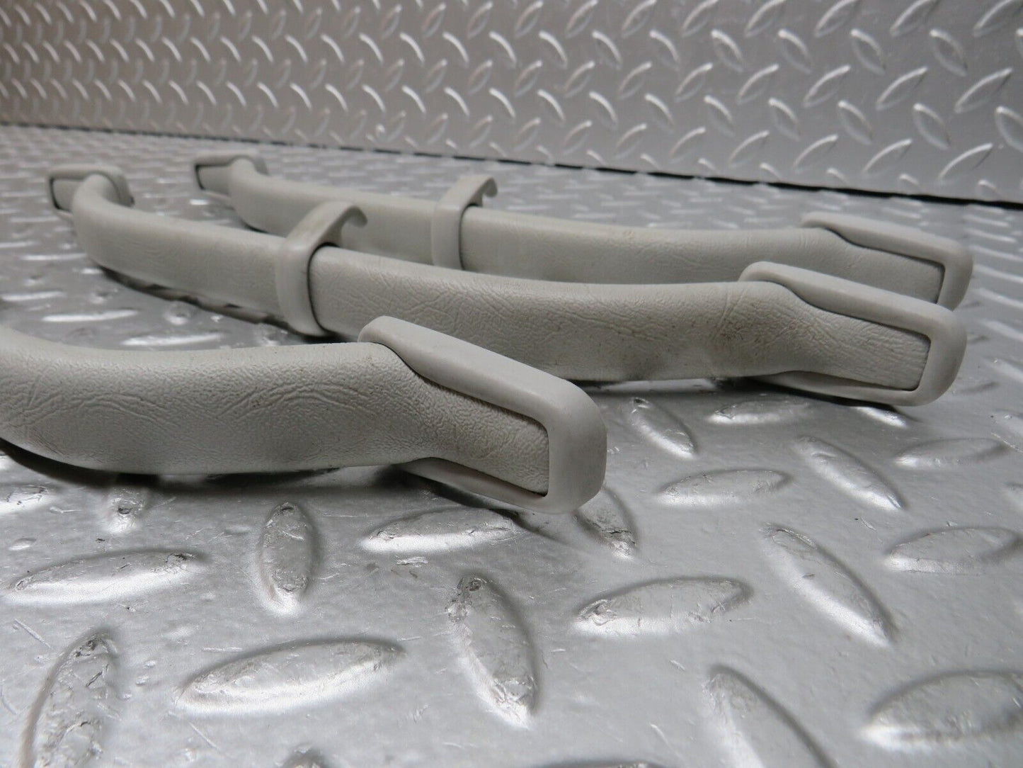 31314 Mercedes-Benz S124 220TE Wagon Interior Roof Grab Handle Set Grey
