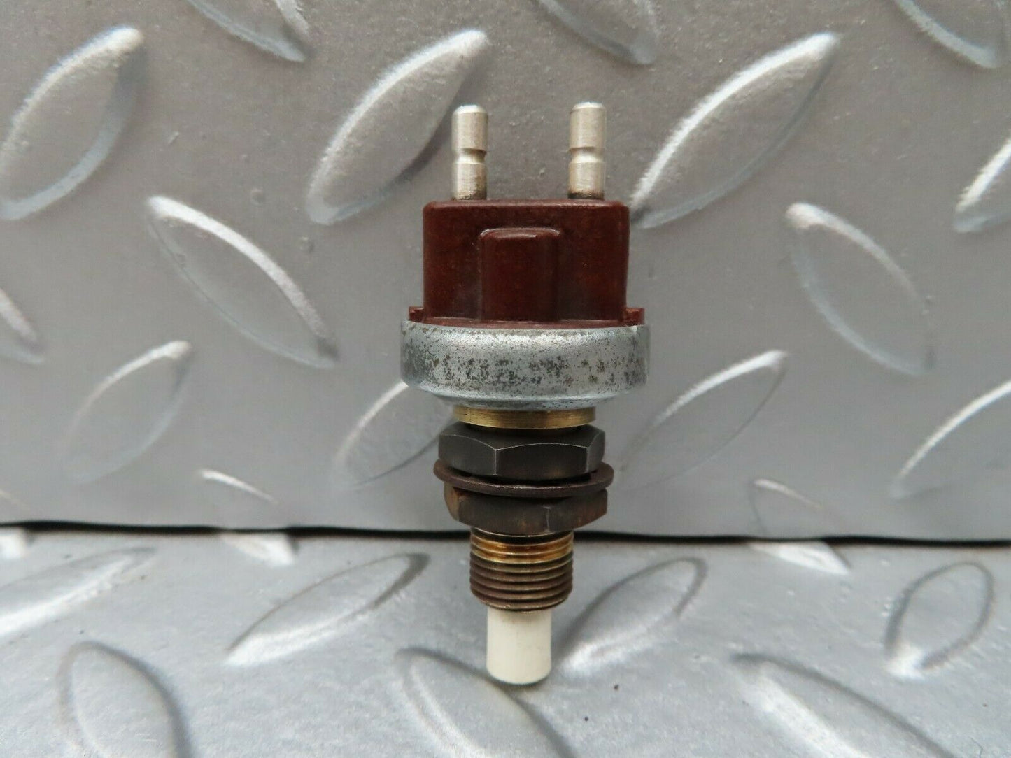 4781 Mercedes-Benz W114 280CE Coupe Brake Light Switch