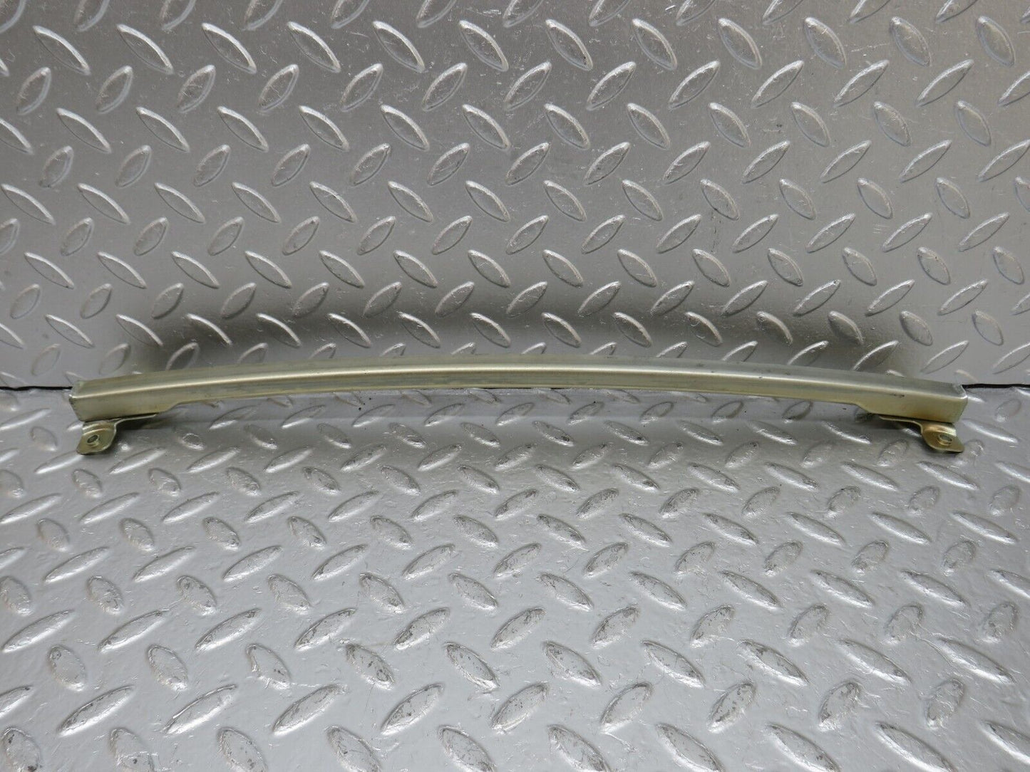 33256 Mercedes-Benz W202 C180 Front Left Door Window Channel