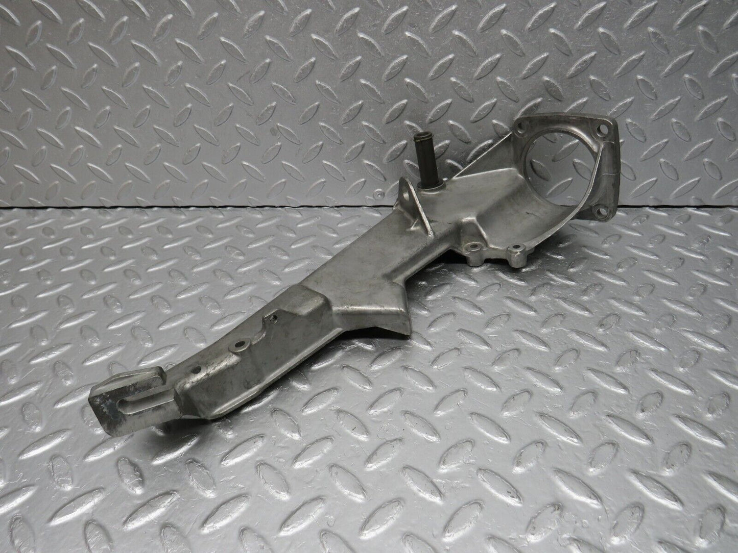 39110 Mercedes-Benz R107 500SL Brake Pedal Bracket 1072941101