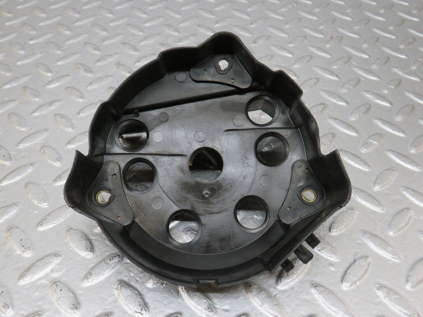 34186 Mercedes-Benz W124 260E Ignition Distributor Suppressor Cover 1031580585