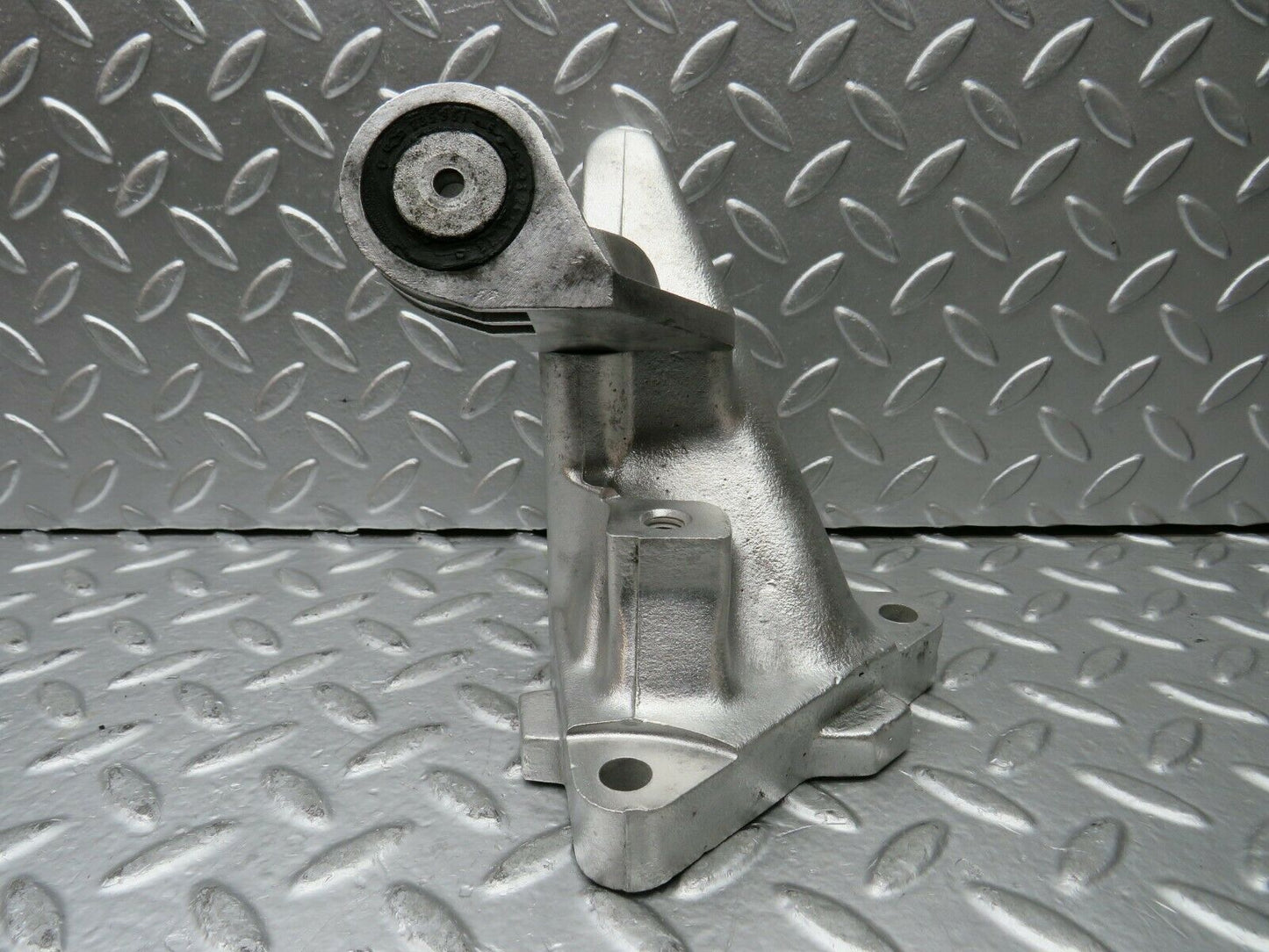 23082 Mercedes-Benz C123 230CE Engine Mount Bracket Left Side 1022230504