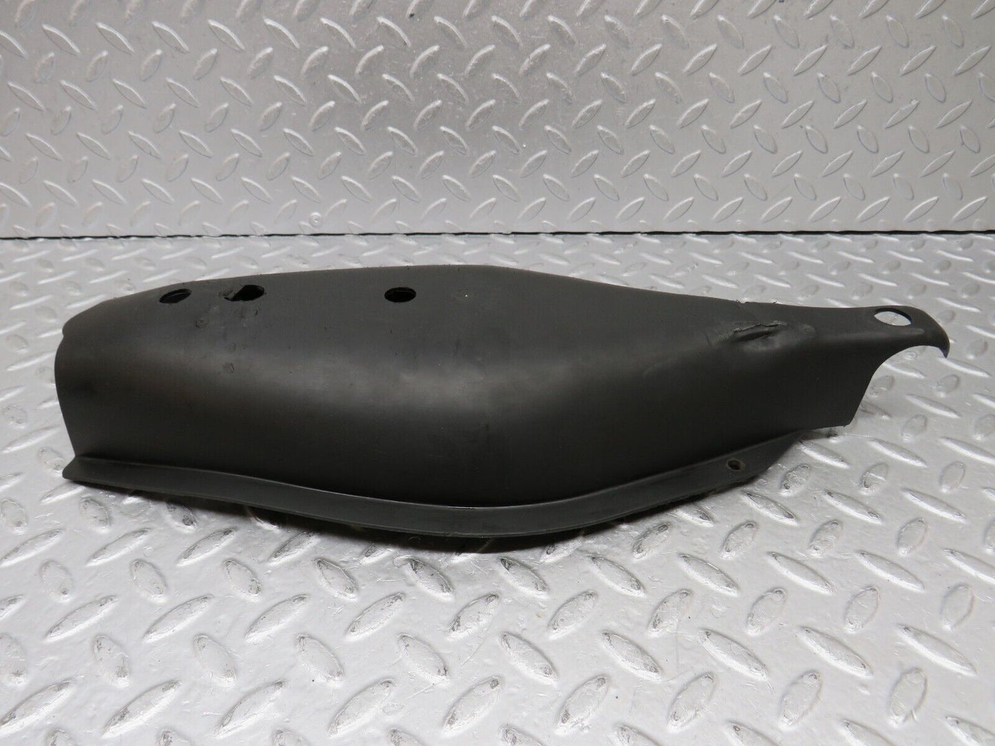 36460 Mercedes-Benz W201 190E 2.0L Rear Control Arm Cover 1243520088