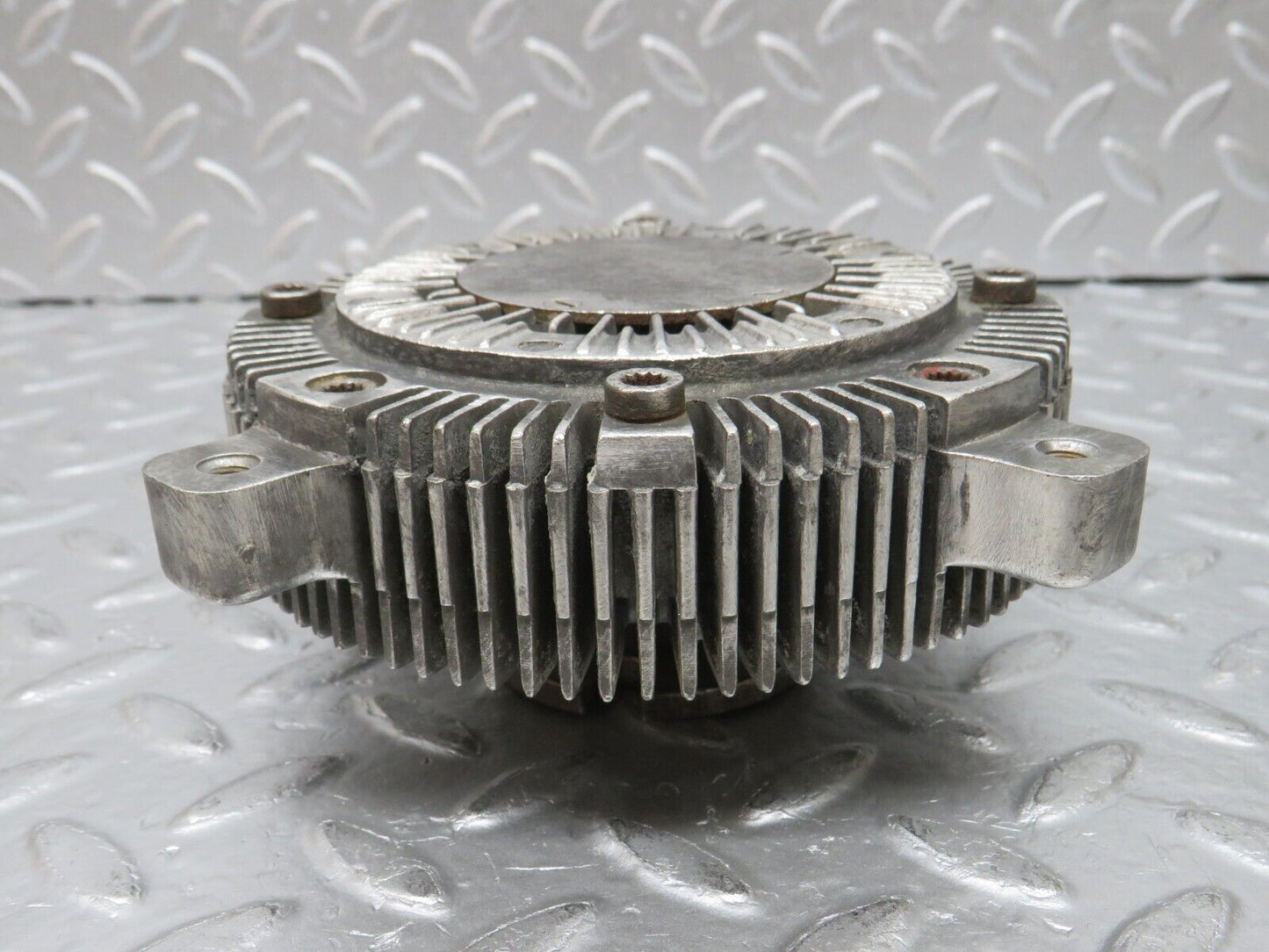 32769 Mercedes-Benz C107 R107 350 V8 Engine Cooling Fan Clutch