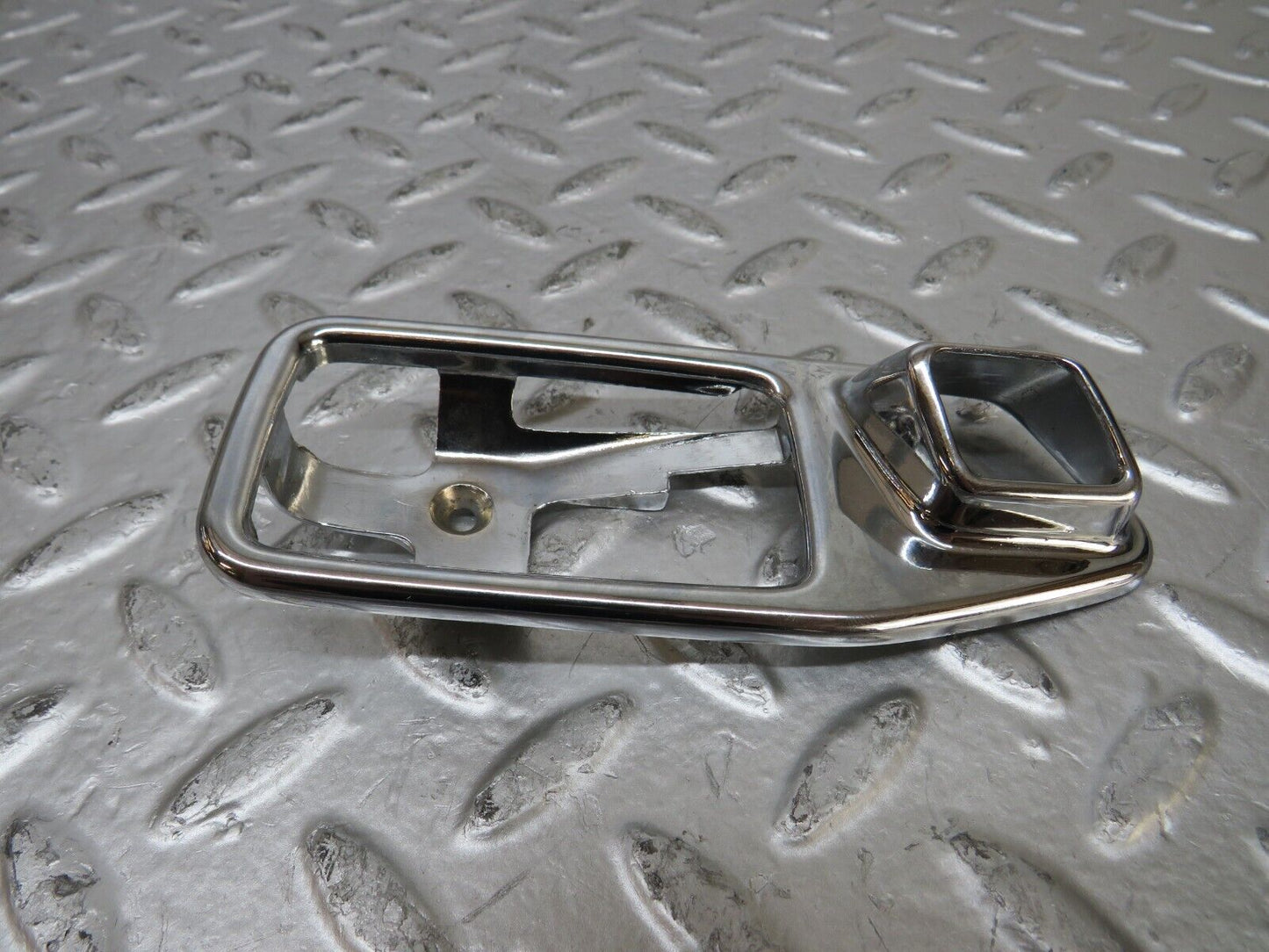 26074 Mercedes-Benz W116 450SE Chrome Frame For Door Handle Right 1167660112