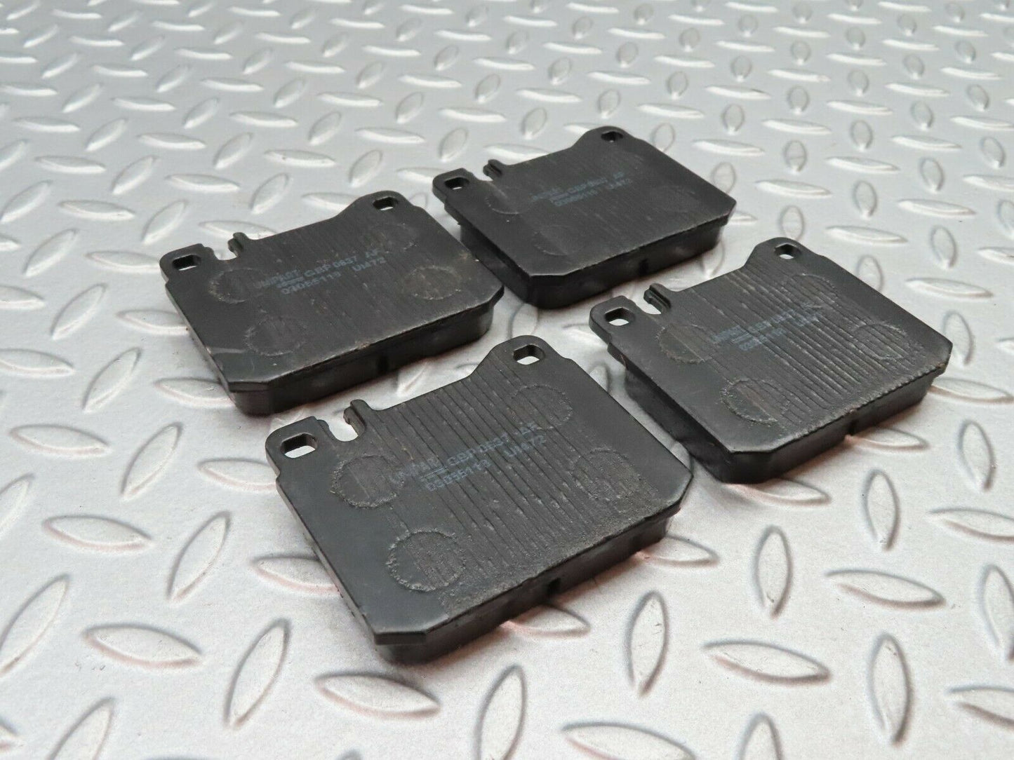 5205 Mercedes-Benz R107 350SL Front Brake Pads Uniparts GBP 0637 AF New