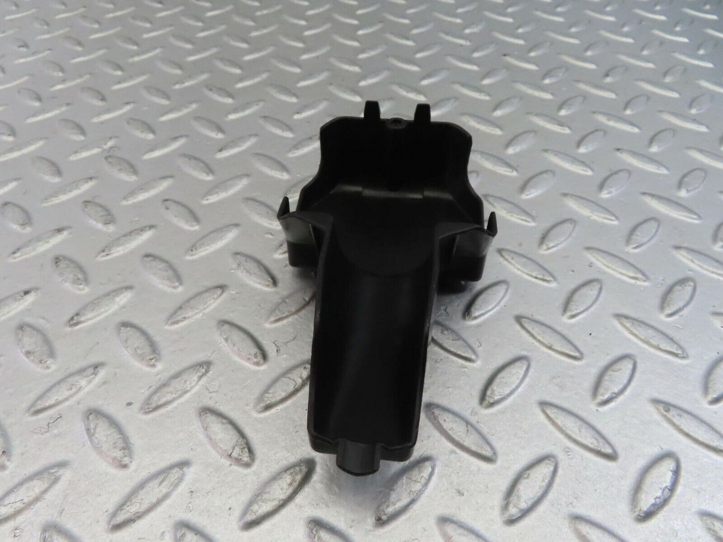 26932 Mercedes-Benz W123 240D Door Lock Vacuum Actuator Rear Left 2018050590