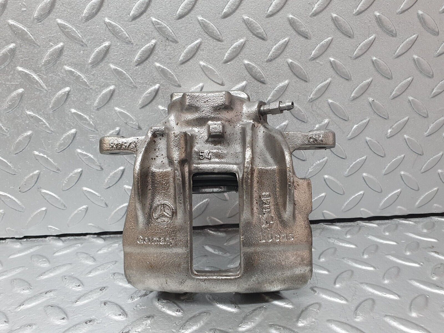 41905 Mercedes-Benz W202 C200 Front Left Brake Caliper Lucas