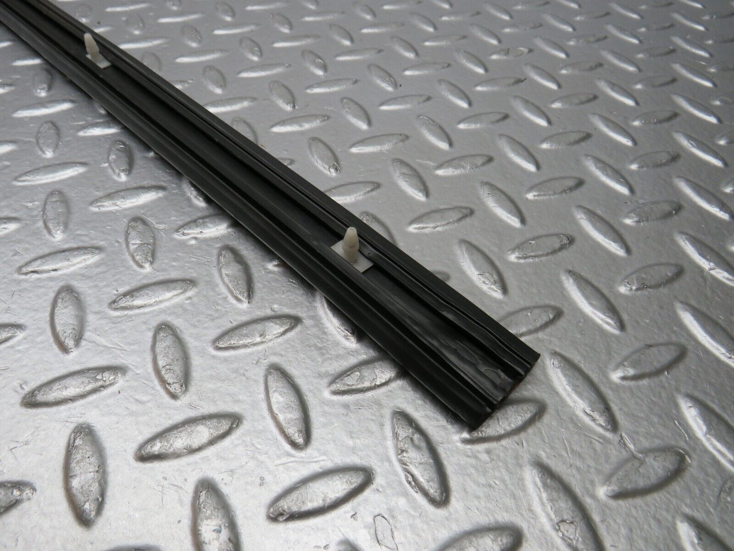 33498 Mercedes-Benz W202 C180 Skirt Sill Moulding Trim Left Side 2026800174