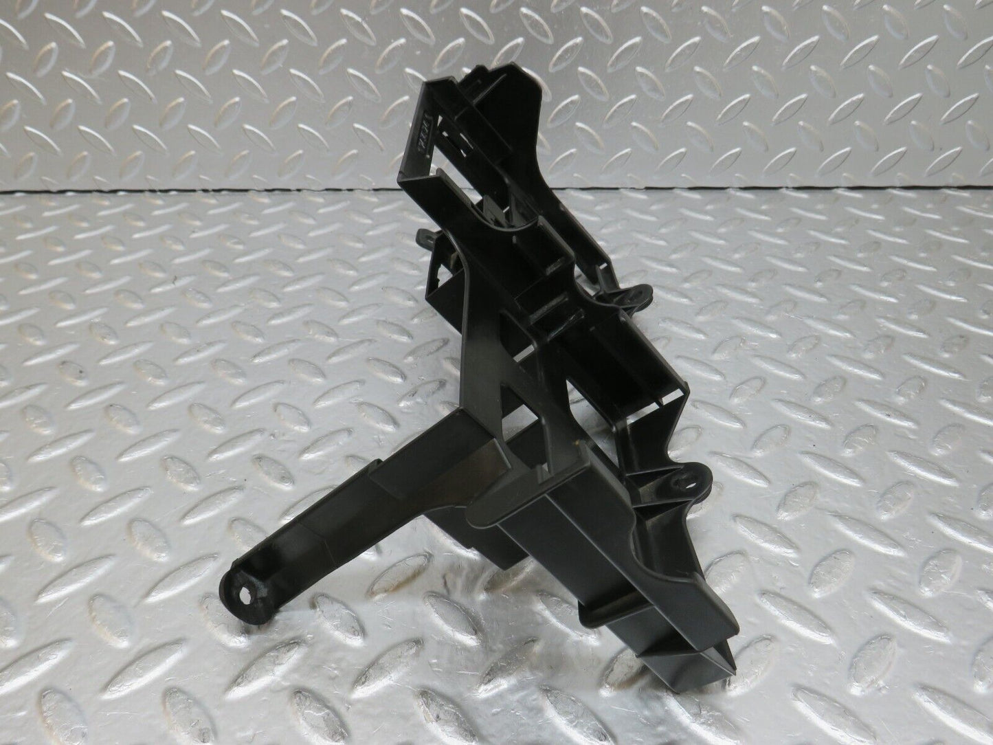 29272 Mercedes-Benz W124 230E Ecu And Relay Bracket 1245455240