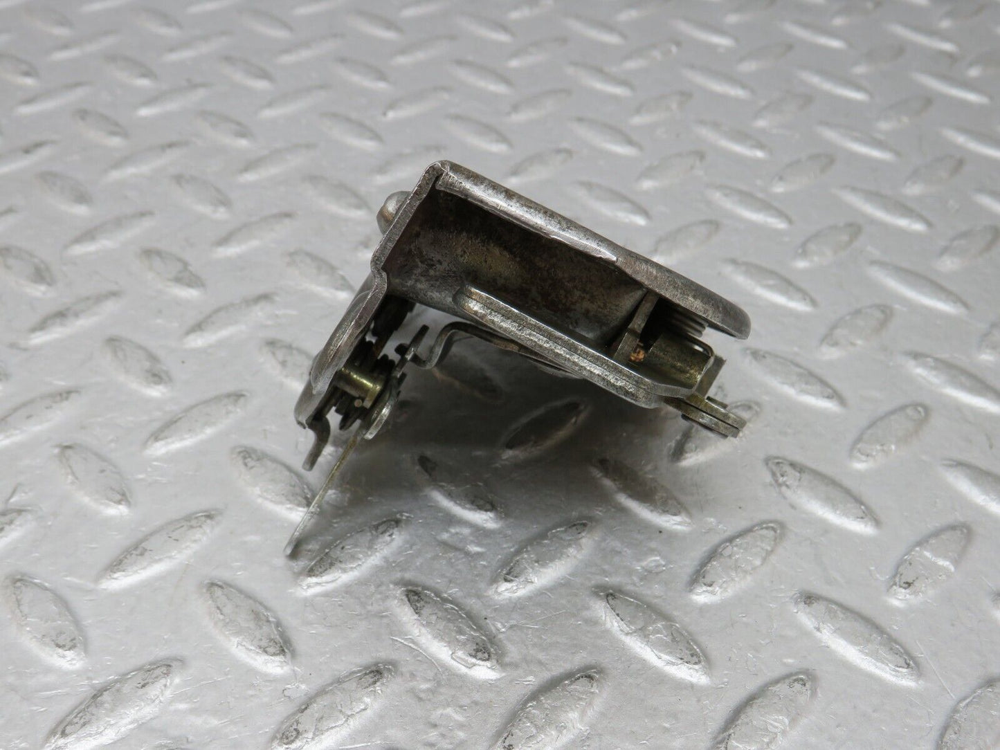 35737 Mercedes-Benz W108 Rear Left Door Lock Mechanism