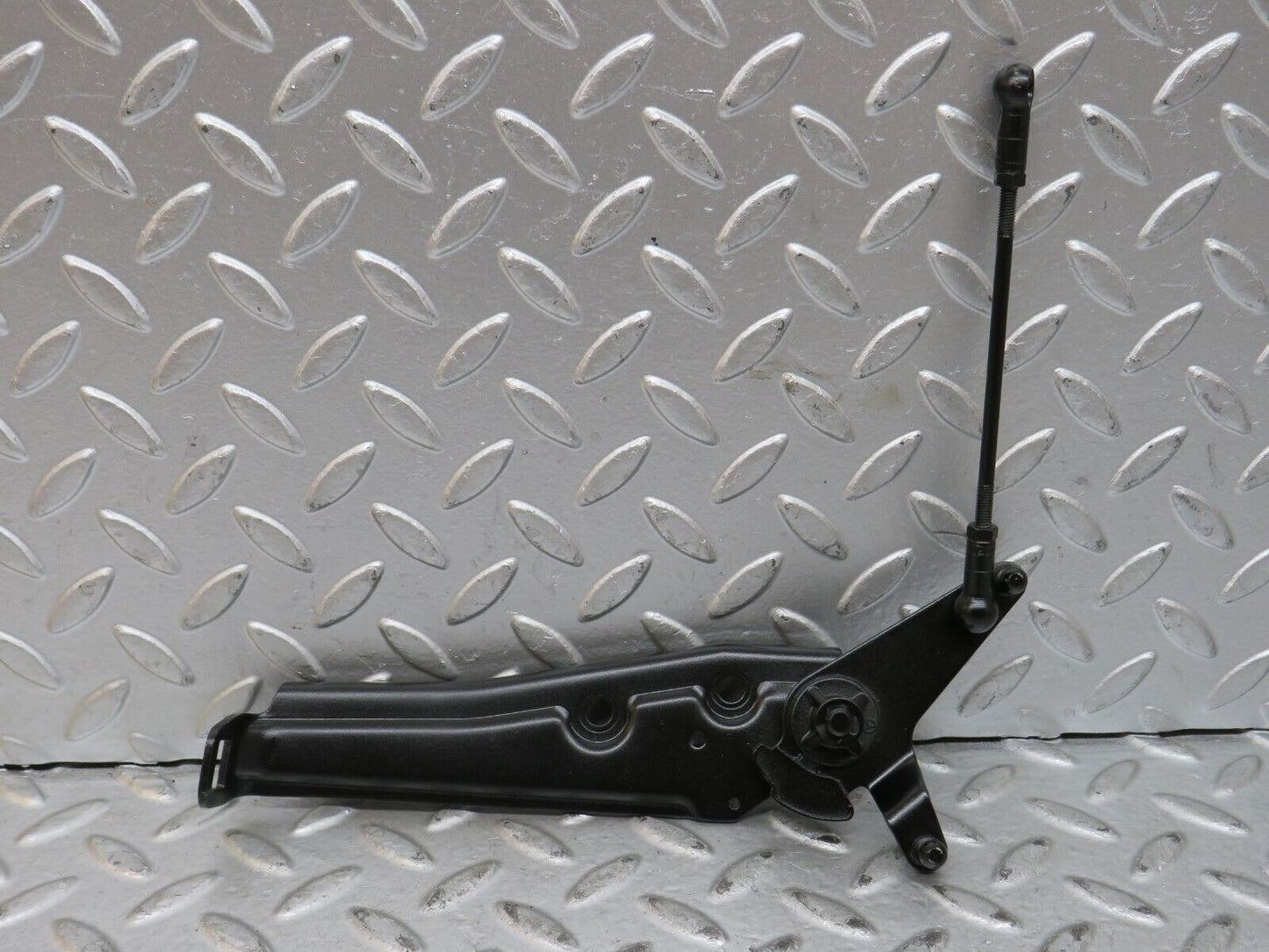 28443 Mercedes-Benz S123 240D Wagon Throttle Linkage
