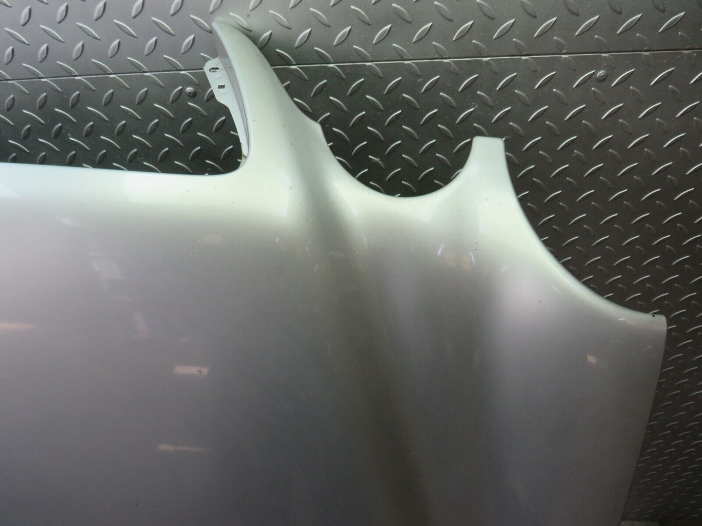 34728 Mercedes-Benz W210 320E Bonnet
