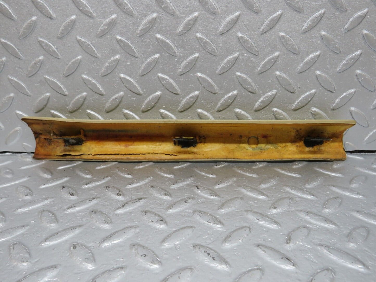 40192 Mercedes-Benz R107 Hardtop B Pillar Trim Right Side Beige