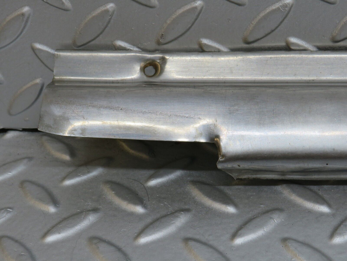 35766 Mercedes-Benz W108 Front Right Door Sill Chrome
