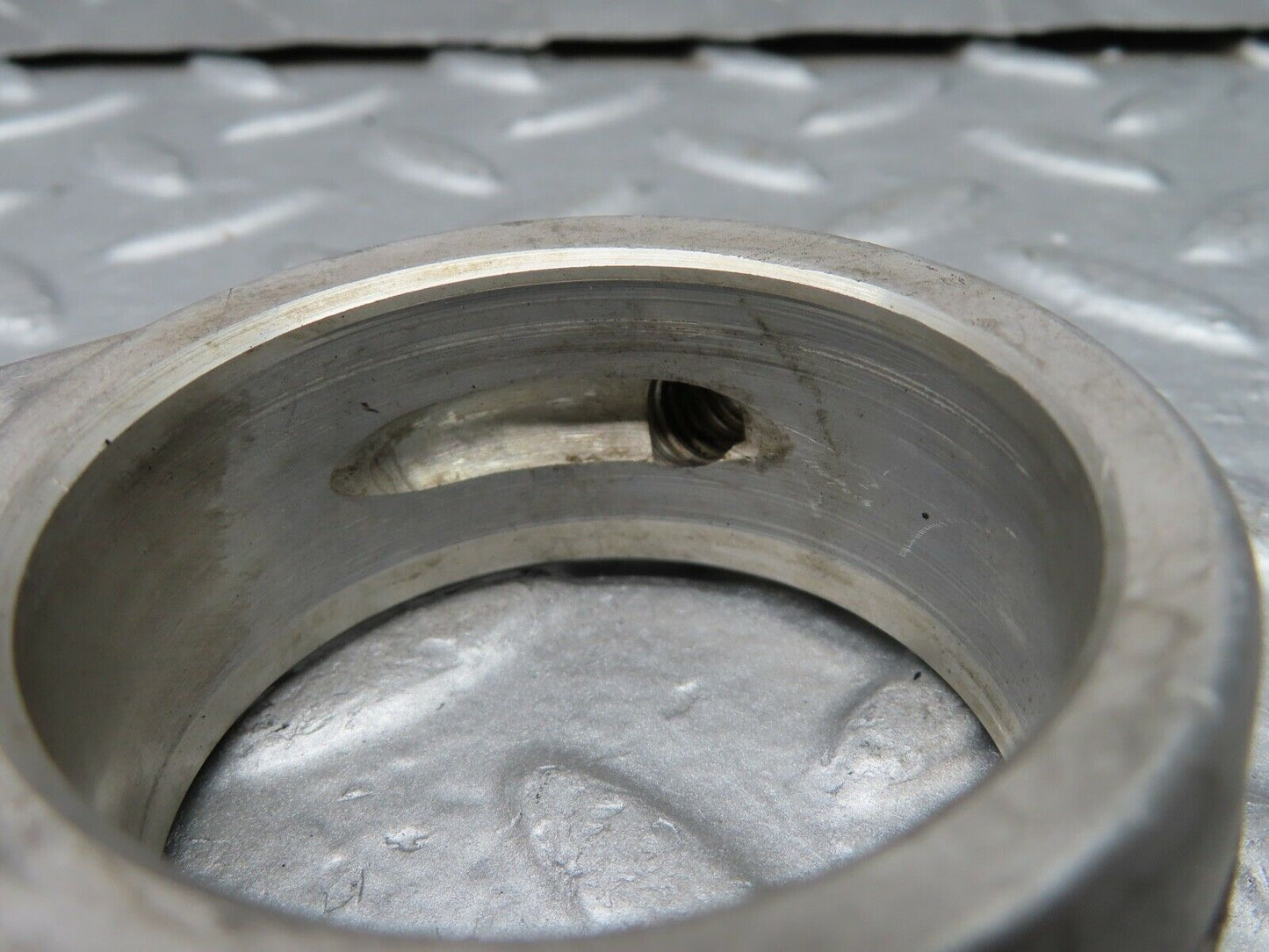 20644 Mercedes-Benz R107 450SL Camshaft Tower Bearing 1160512712