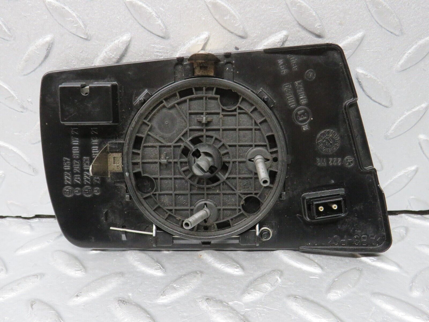 35329 Mercedes-Benz W210 Electric Wing Mirror Glass Left 2028100721 2028100321
