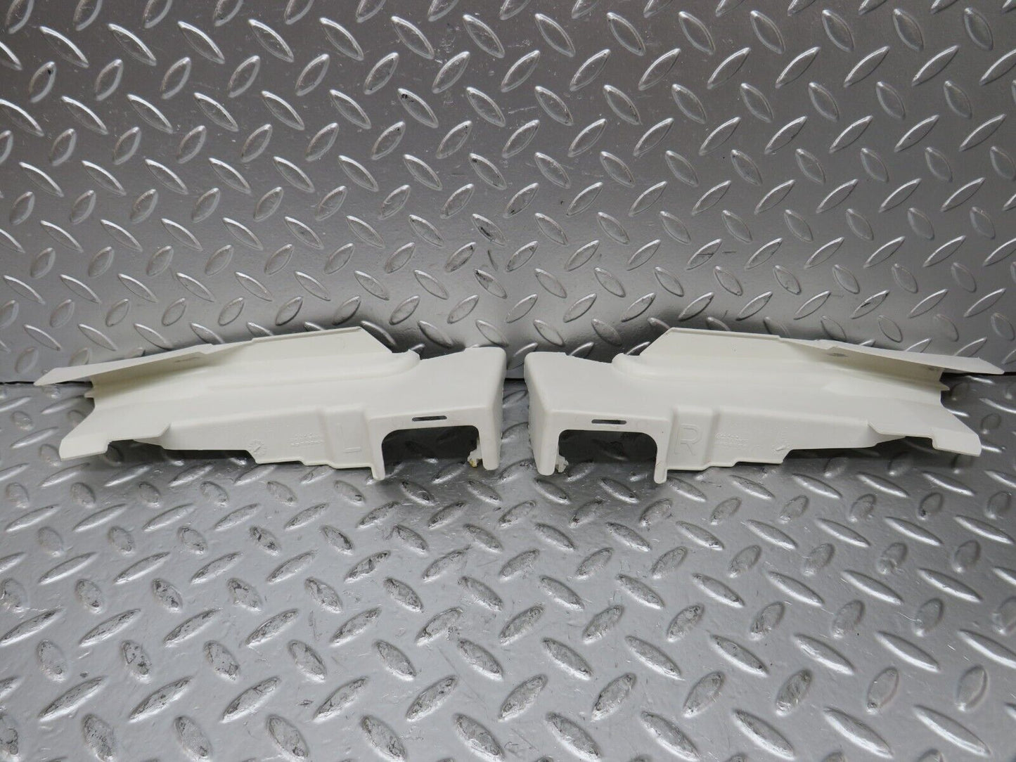 25972 Mercedes-Benz W124 280E Front Door Lock Cover Pair 1247231808 1247231708