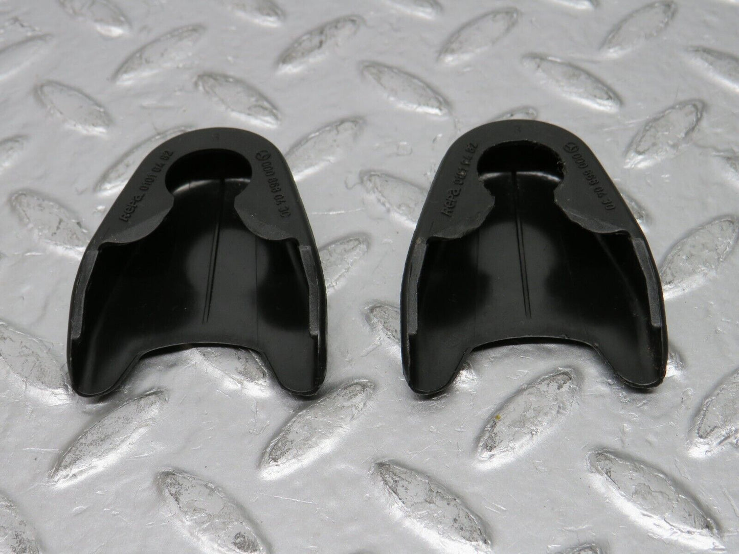 30709 Mercedes-Benz W201 190E 2.0L Seat Belt Plastic Cap 0008680430