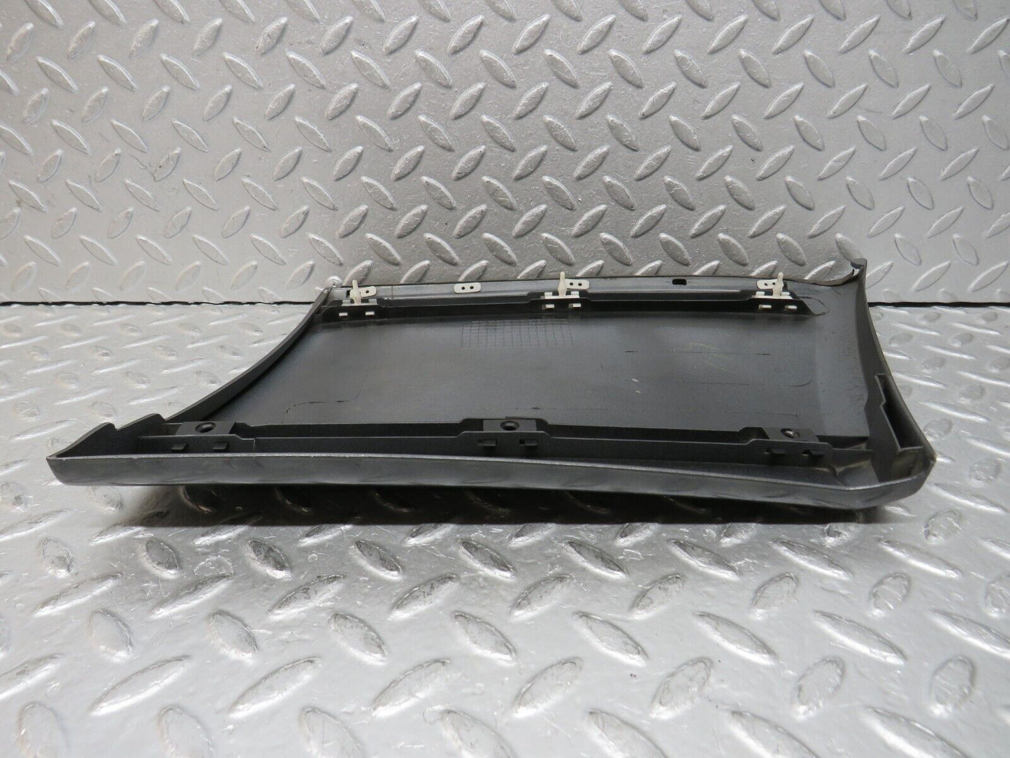 37832 Mercedes-Benz A124 320E Cabriolet Front Left Fender Moulding Trim 1246903540