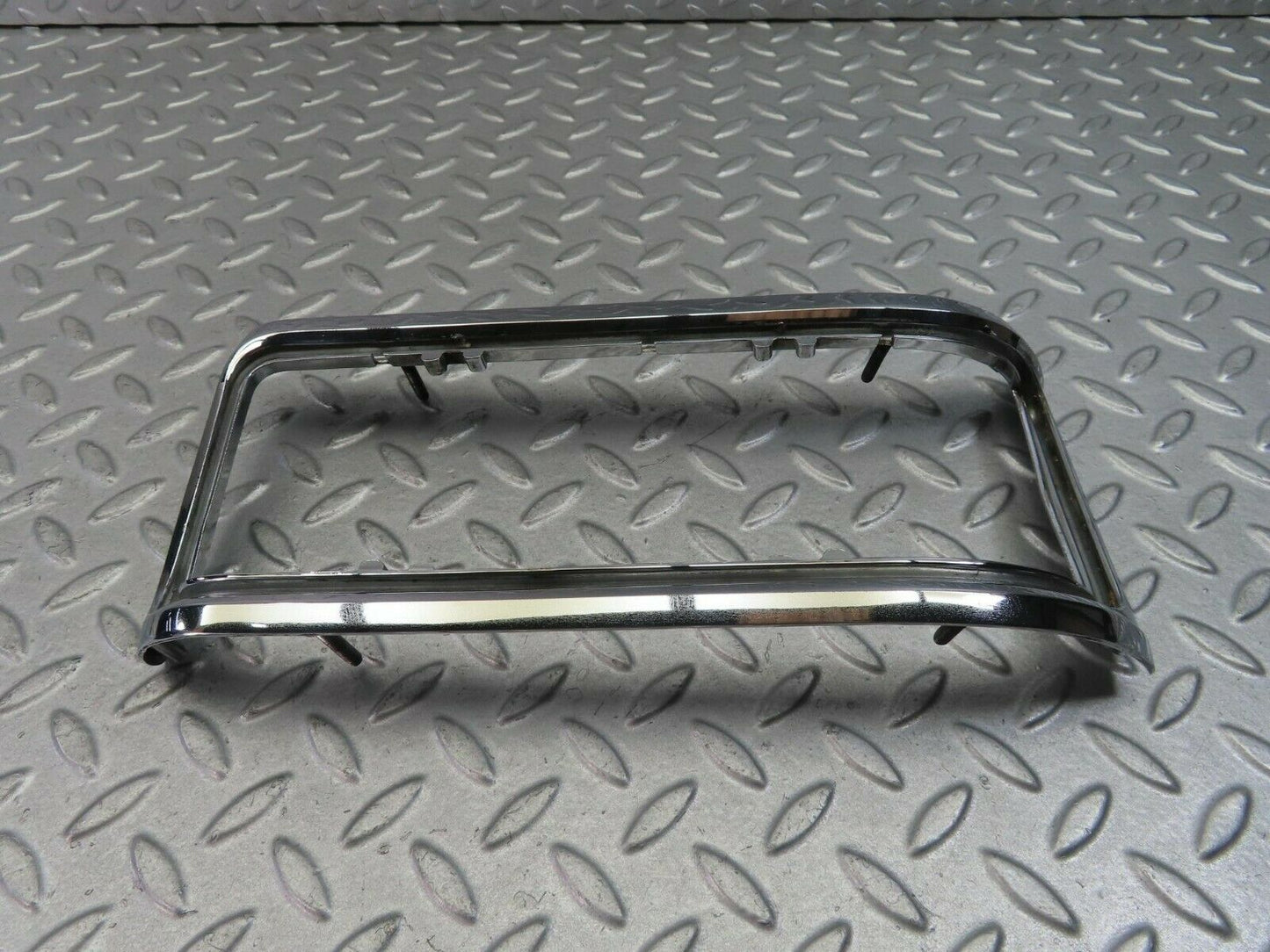 8508 Mercedes-Benz W115 Tail Light Chrome Frame Left 1158260159