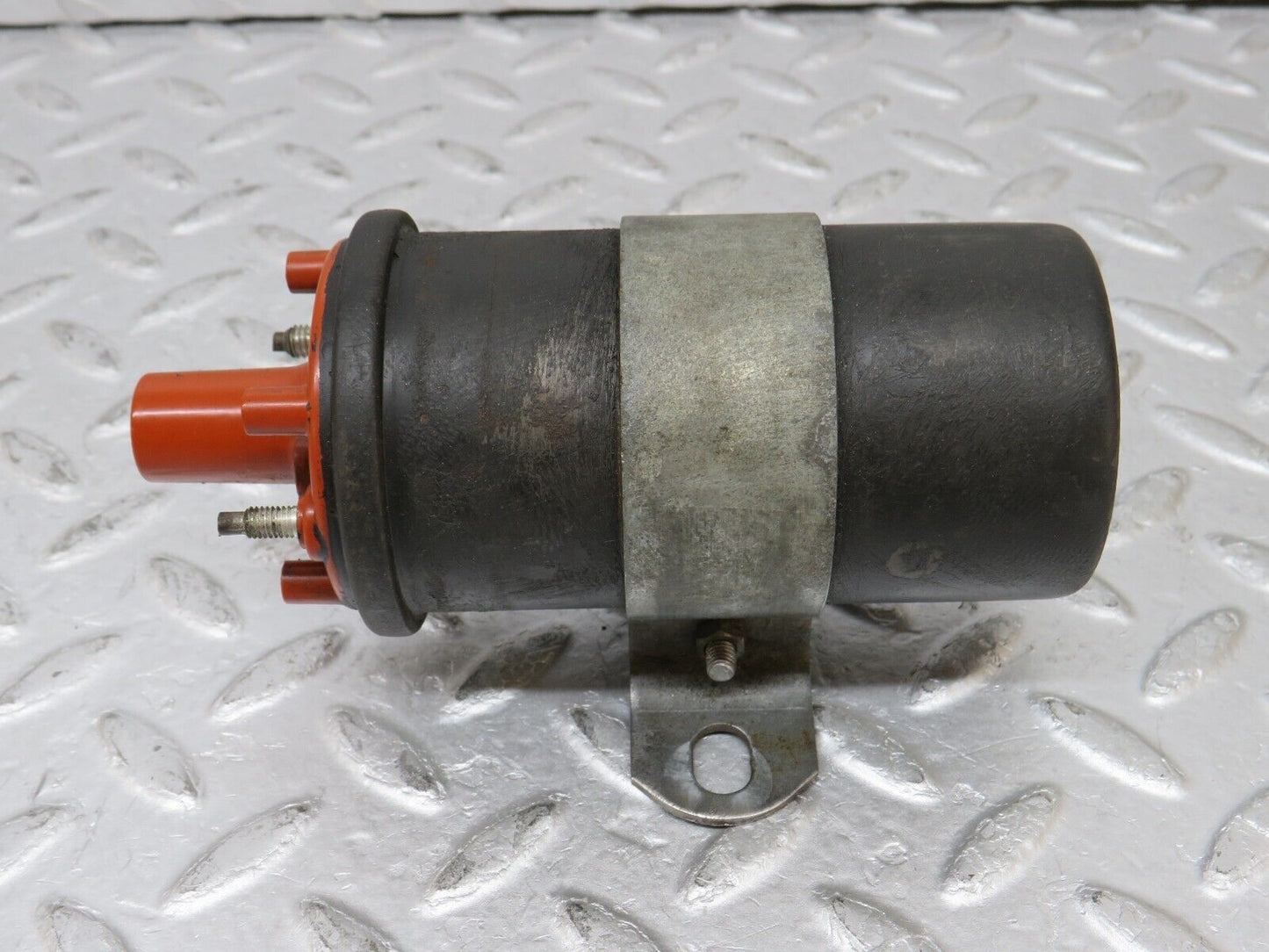 35435 Mercedes-Benz R107 280SL Coupe Ignition Coil Bosch 0001584003 0221118307