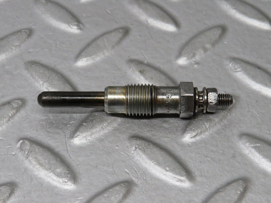35889 Mercedes-Benz 240D OM616.912 Glow Plug NGK Y-902R